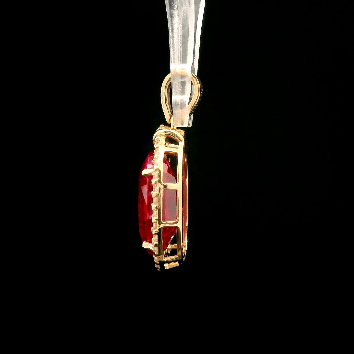 5.37 Ct Oval Mixed Cut Lab Grown Ruby 14K Gold Pendant