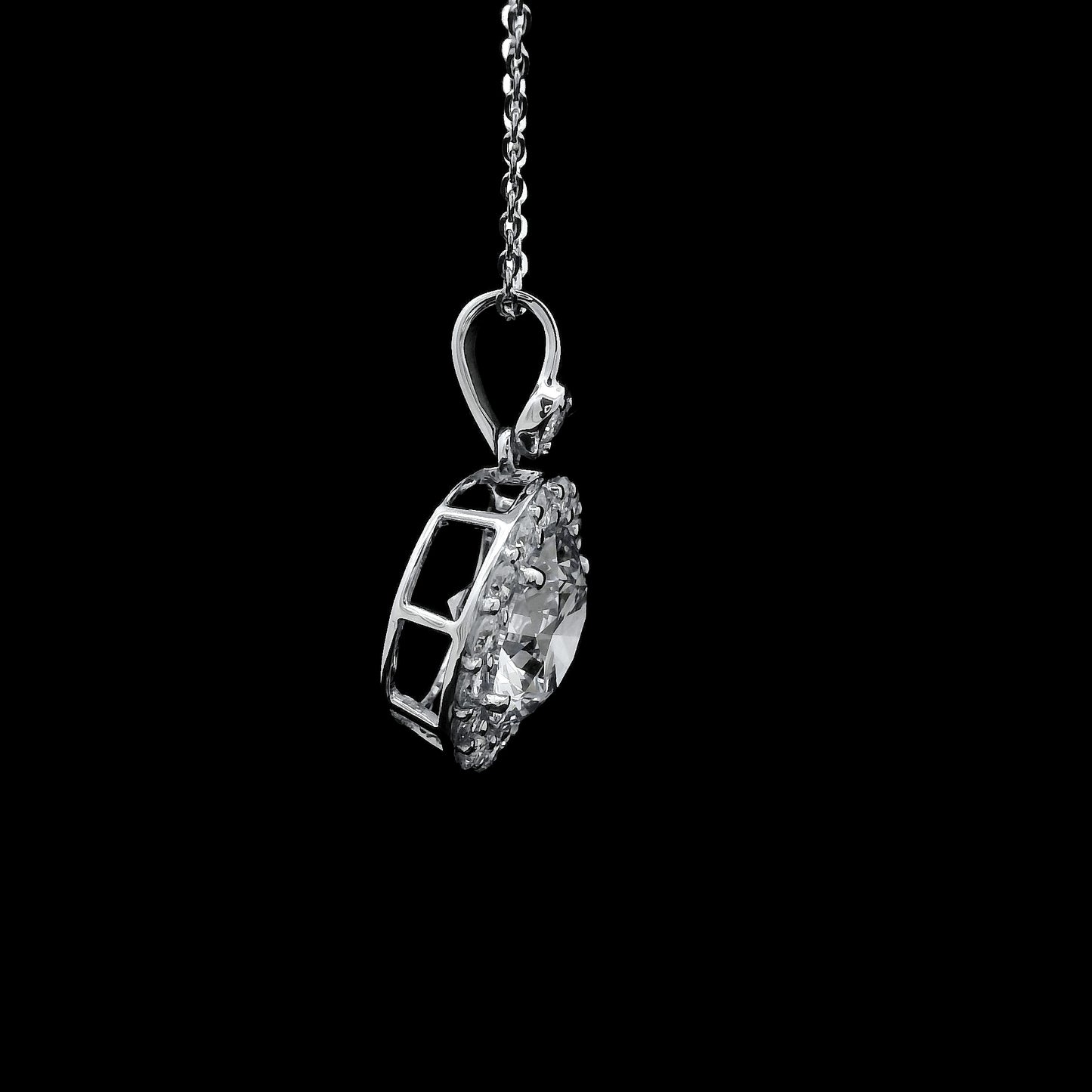 2.05 Carats Lab Grown Diamond 14K Gold Pendant