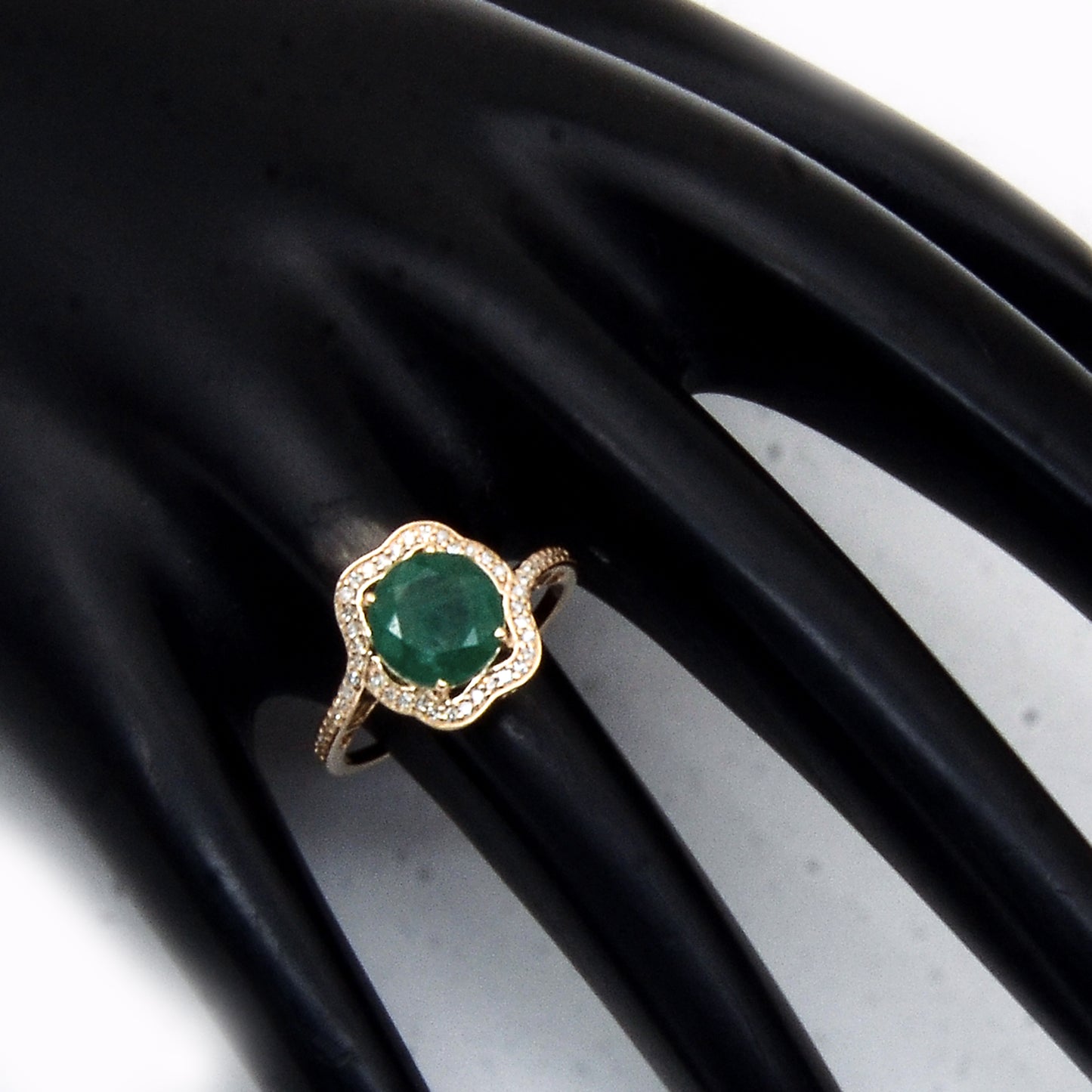 2.27 Ct Round Mixed Cut Natural Emerald 14K Gold Ring