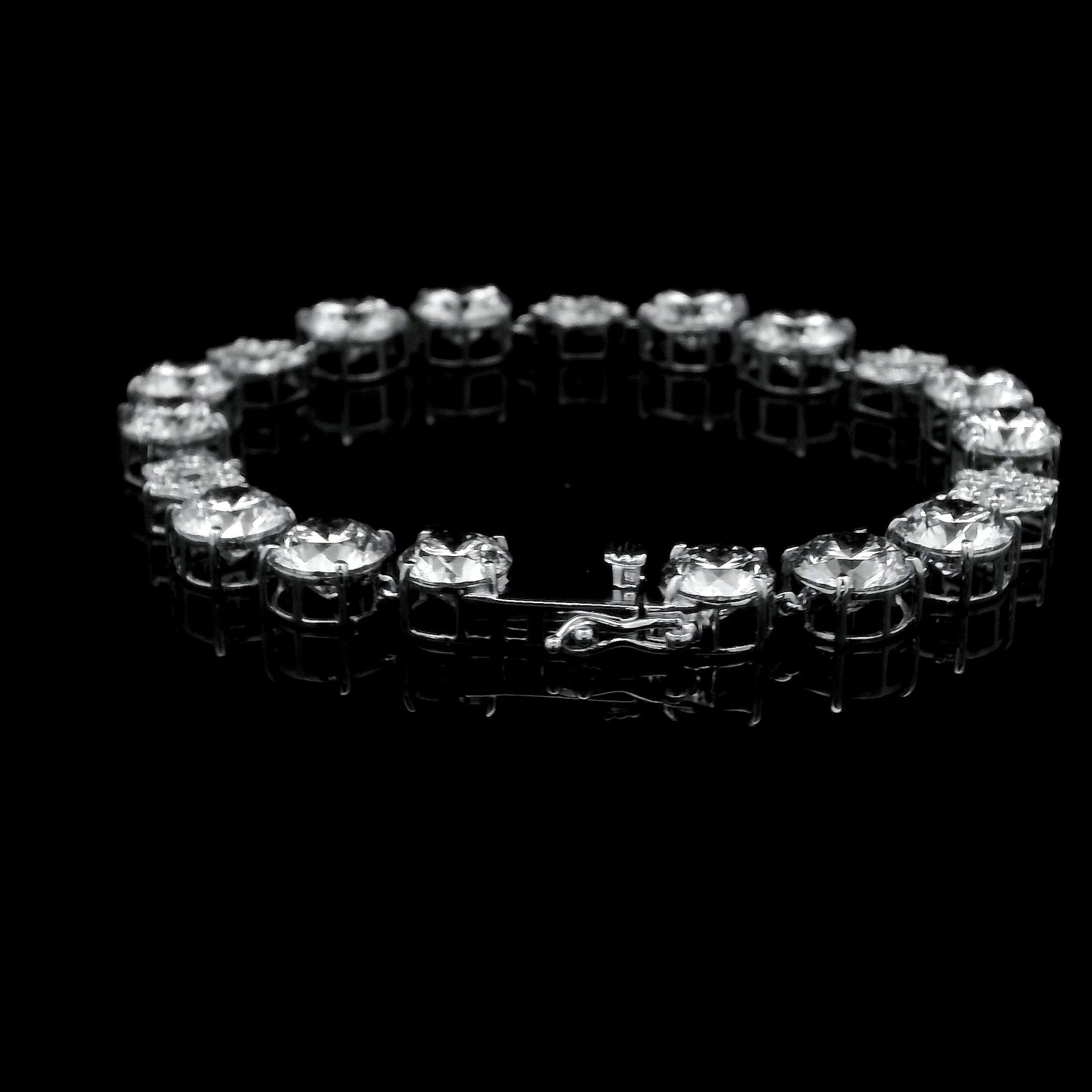 25.42 Ct Round Lab Grown Diamond 14K Gold Bracelet