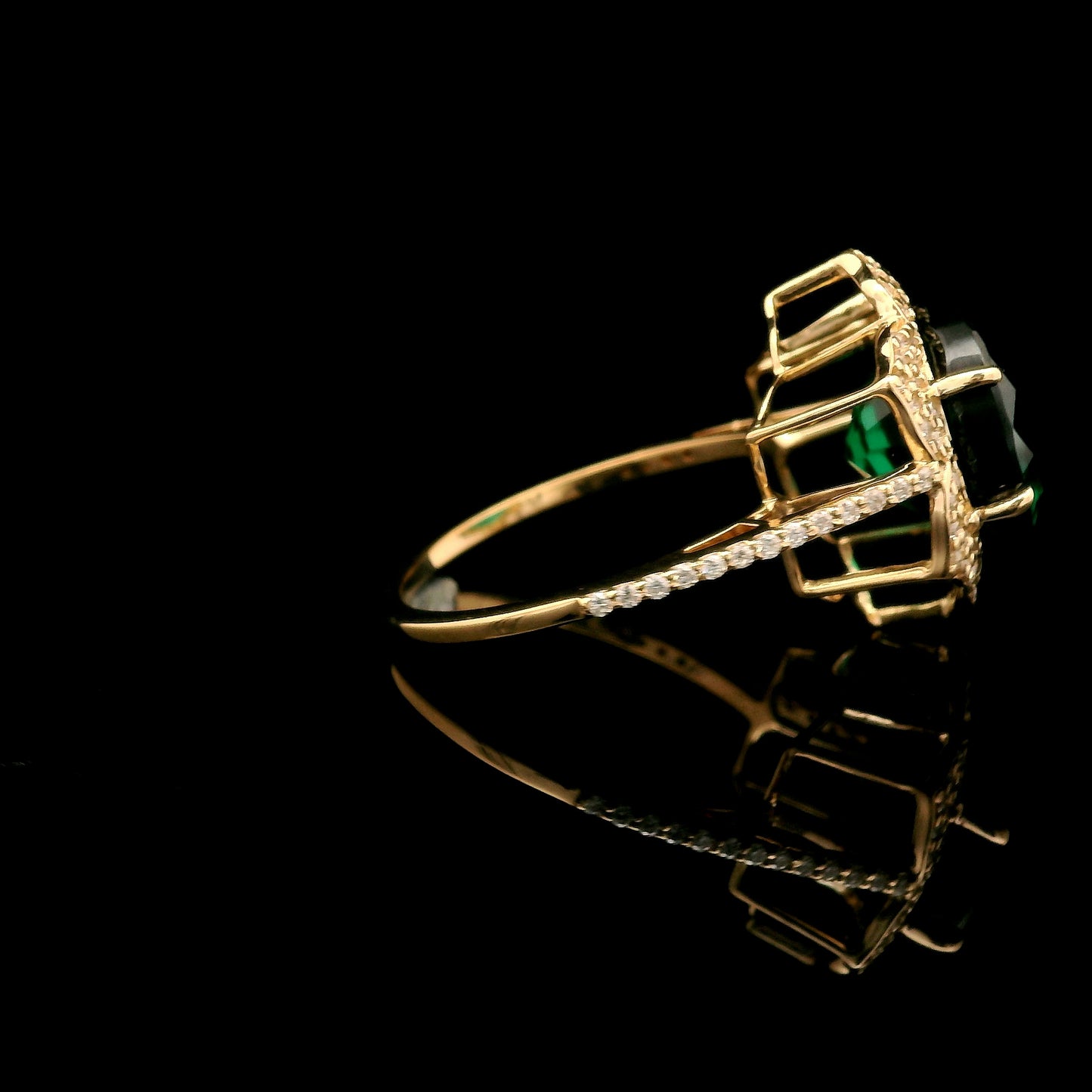 4.91 Ct Round Mixed Cut Lab Grown Emerald 14K Gold Ring