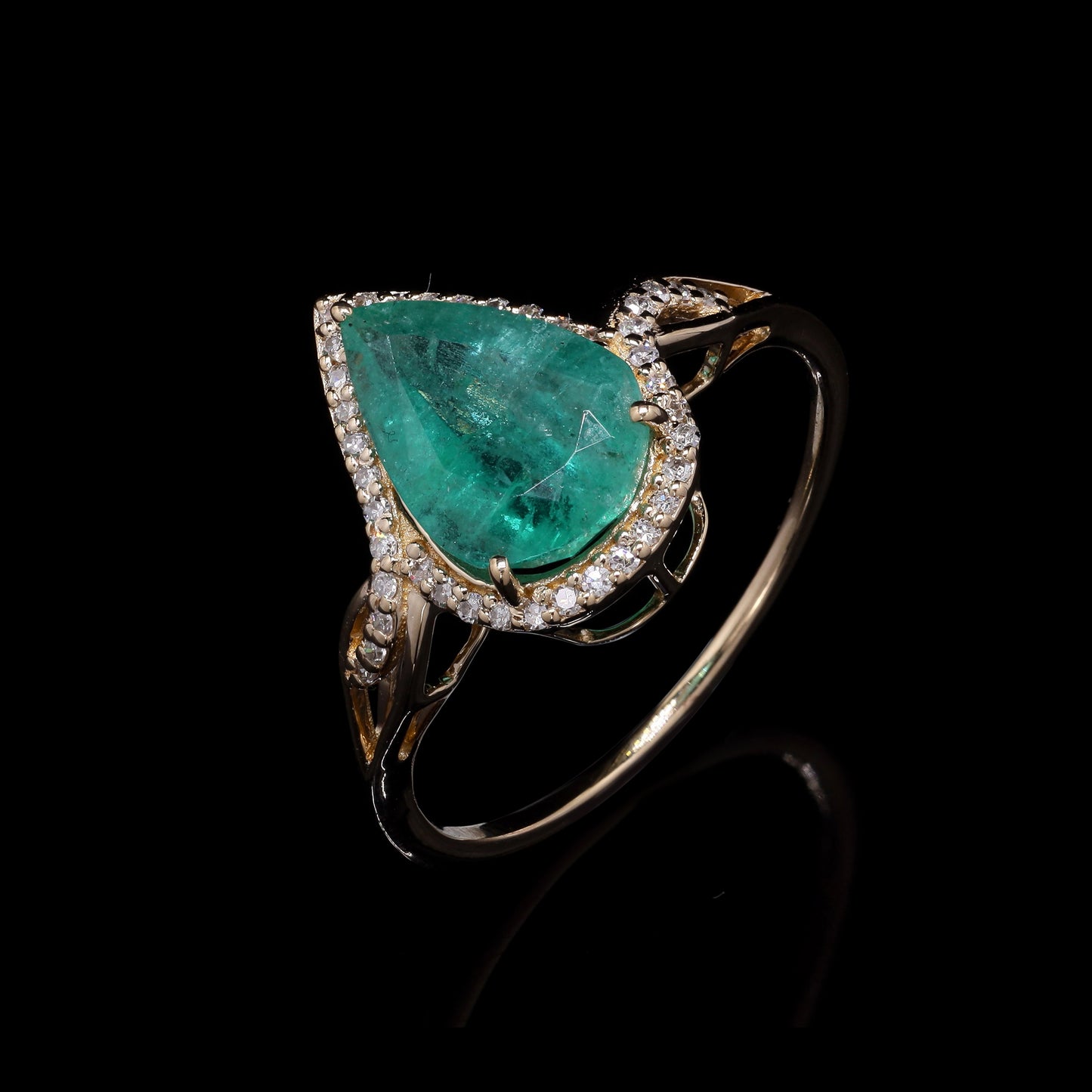 1.99 Ct Pear Mixed Cut Natural Emerald 14K Gold Ring