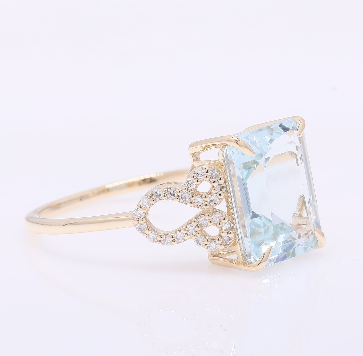 3.03 Ct Octagon Step Cut Natural Aquamarine 14K Gold Ring