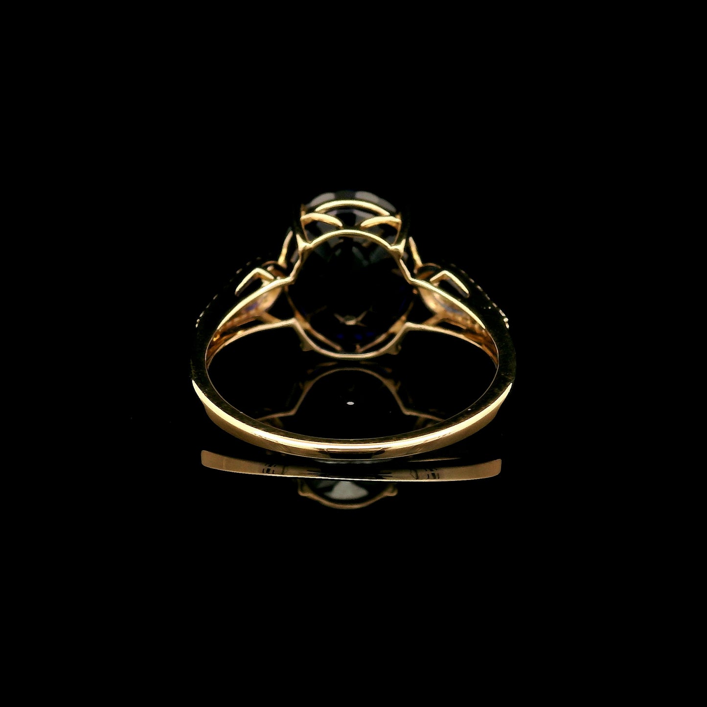 6.22 Ct Oval Mixed Cut Lab Grown Sapphire 14K Gold Ring