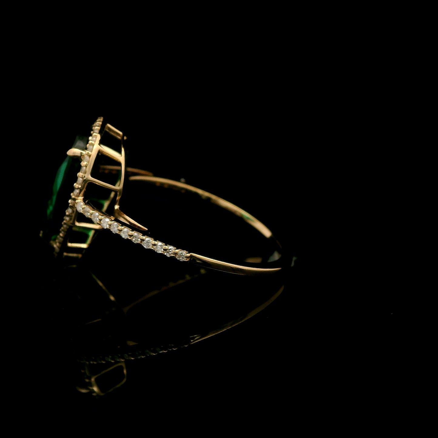 2.99 Ct Pear Mixed Cut Lab Grown Emerald 14K Gold Ring
