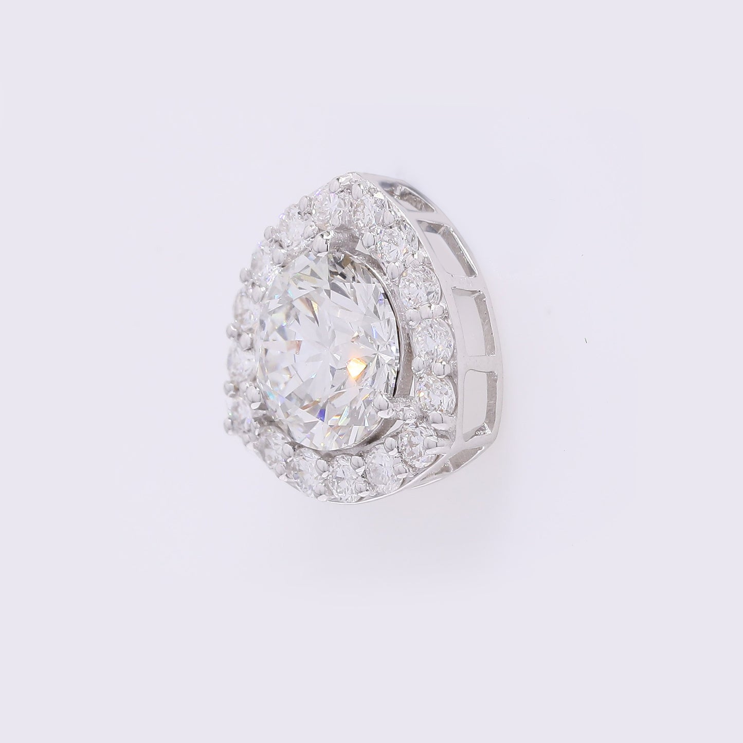 2.05 Carats Lab Grown Diamond 14K Gold Pendant