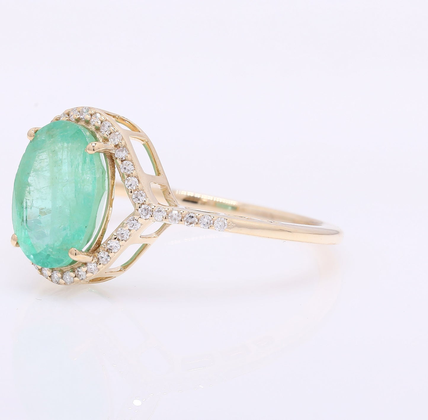 2.29 Ct Oval Mixed Cut Natural Emerald 14K Gold Ring