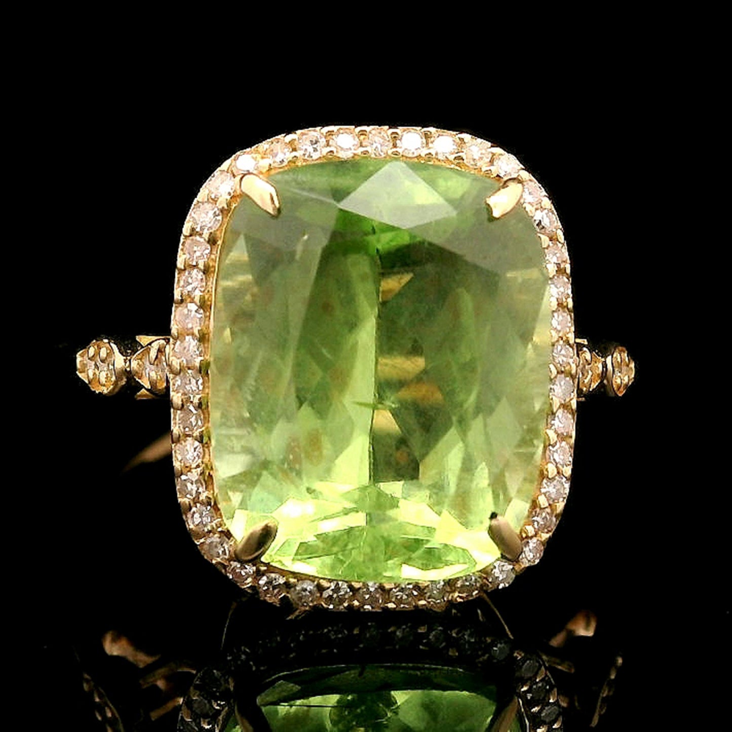 6.58 Ct Cushion Mixed Cut Natural Peridot 14K Gold Ring