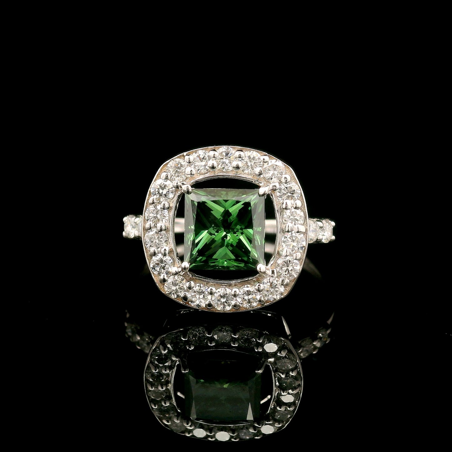 2.15 Carats Green Lab Grown Diamond 14K Gold Ring