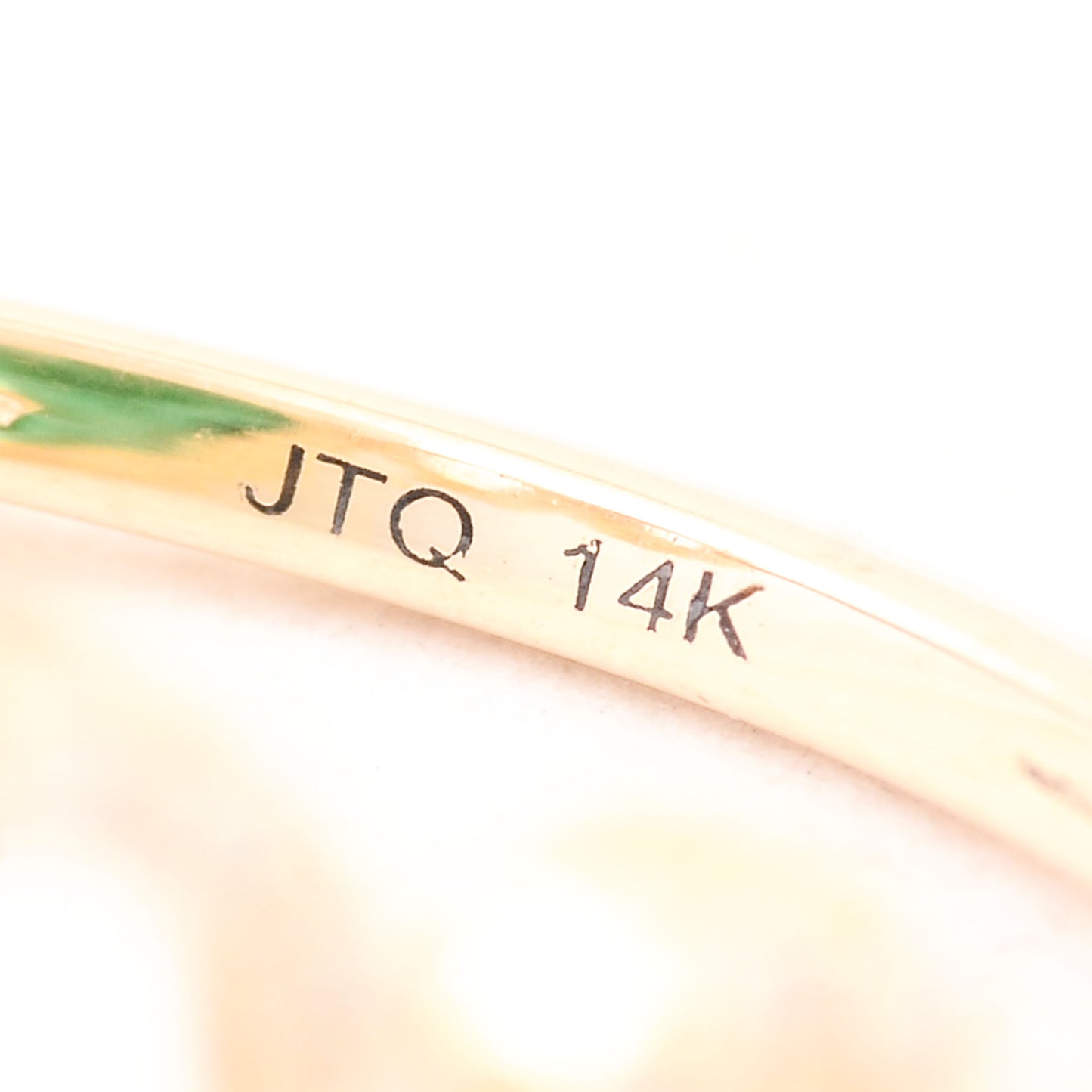 3.76 Carats Natural Beryl Emerald 14K Gold Ring