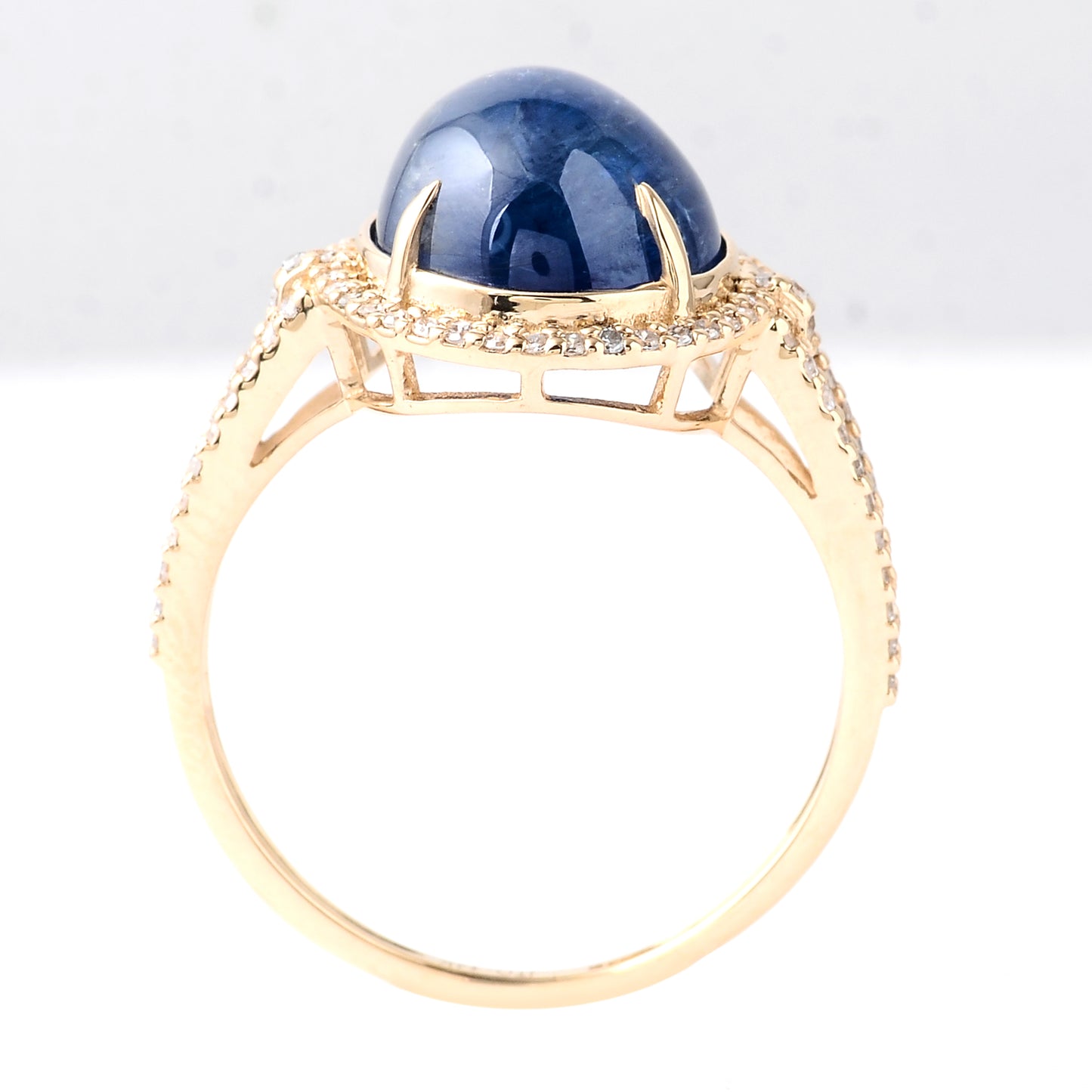 7.12 Ct Oval Cabochon Natural Corundum Sapphire 14K Gold Ring