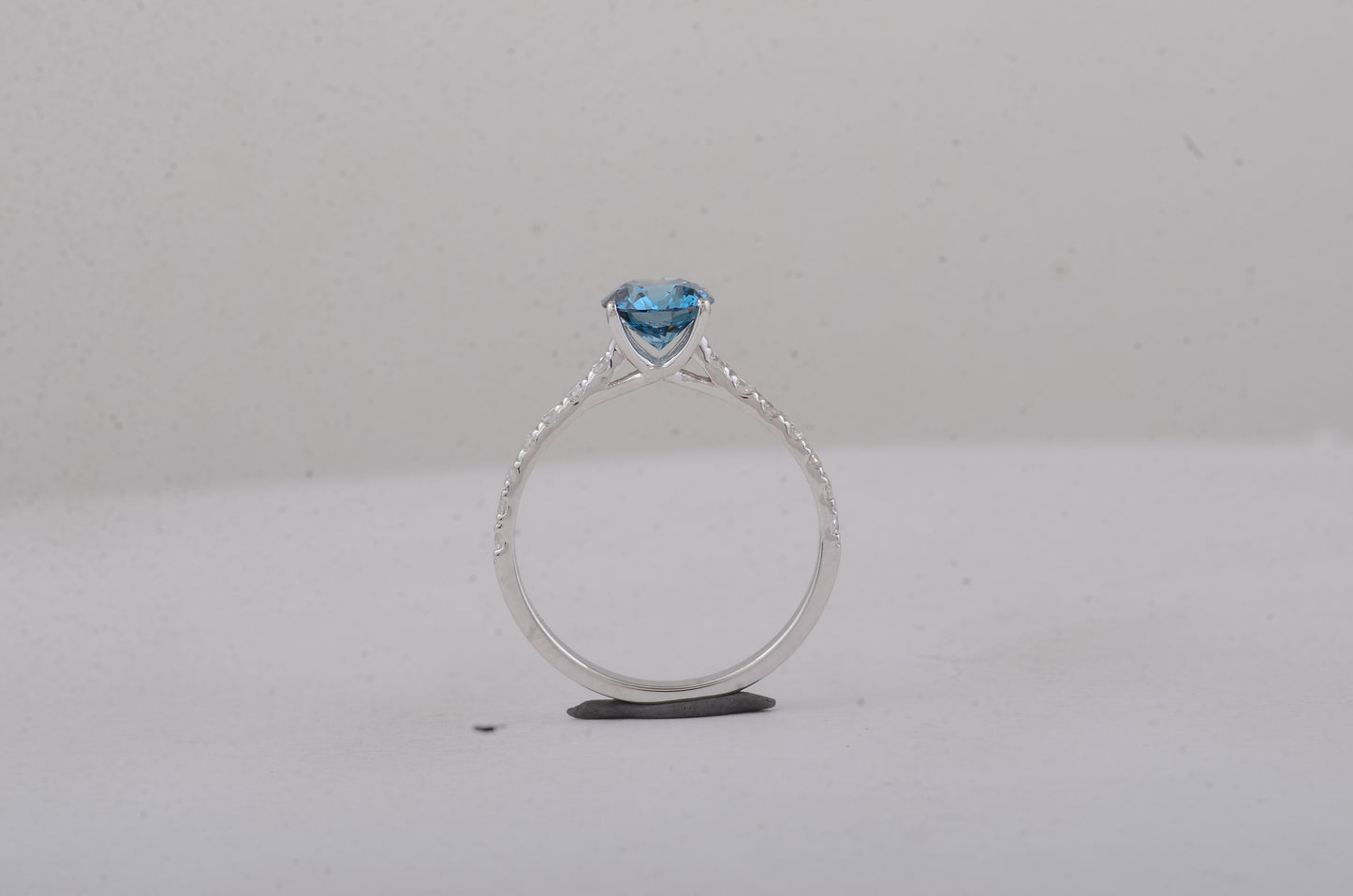 1.39 Carats Blue Lab Grown Diamond 14K Gold Ring