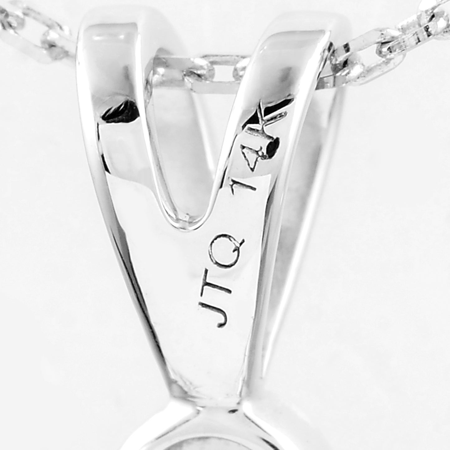 4.94 Carats Lab Grown Diamond 14K Gold Pendant