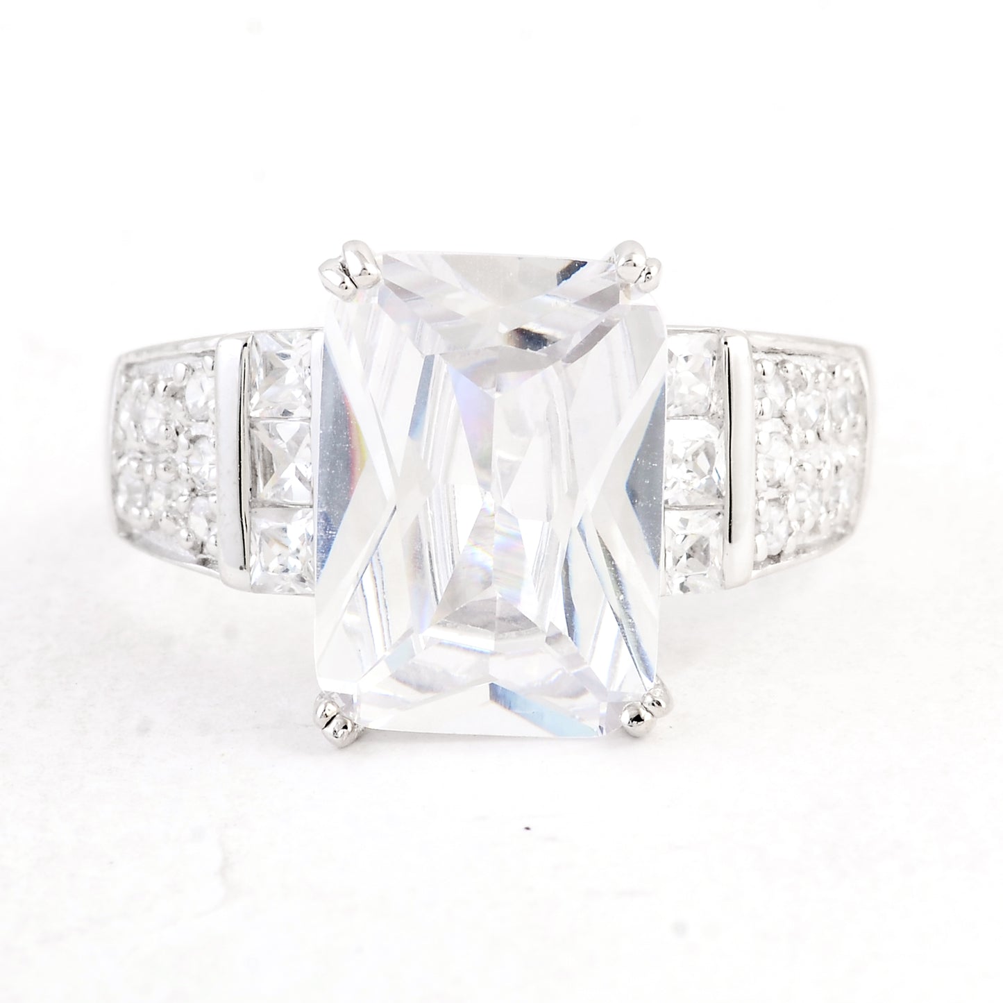 16.84 Ct Cubic Zirconia 925 Sterling Silver Ring