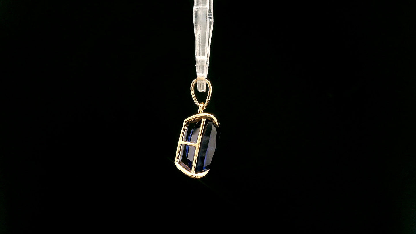 9.05 Ct Cushion Lab Grown Sapphire 14K Gold Pendant