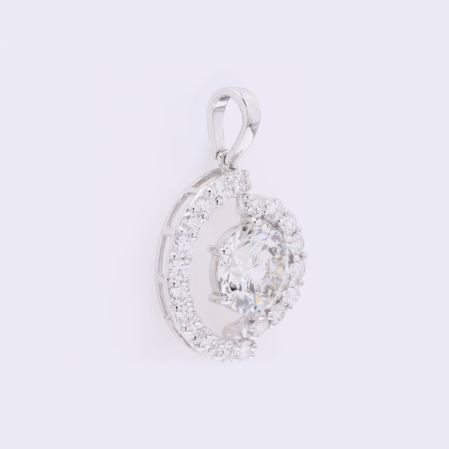 2.04 Carats Lab Grown Diamond 14K Gold Pendant