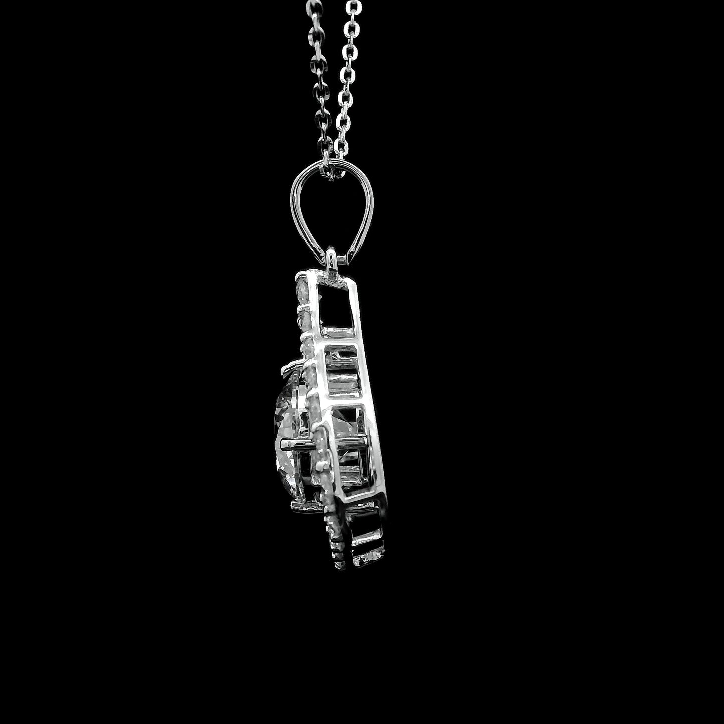 2.36 Carats Lab Grown Diamond 14K Gold Pendant