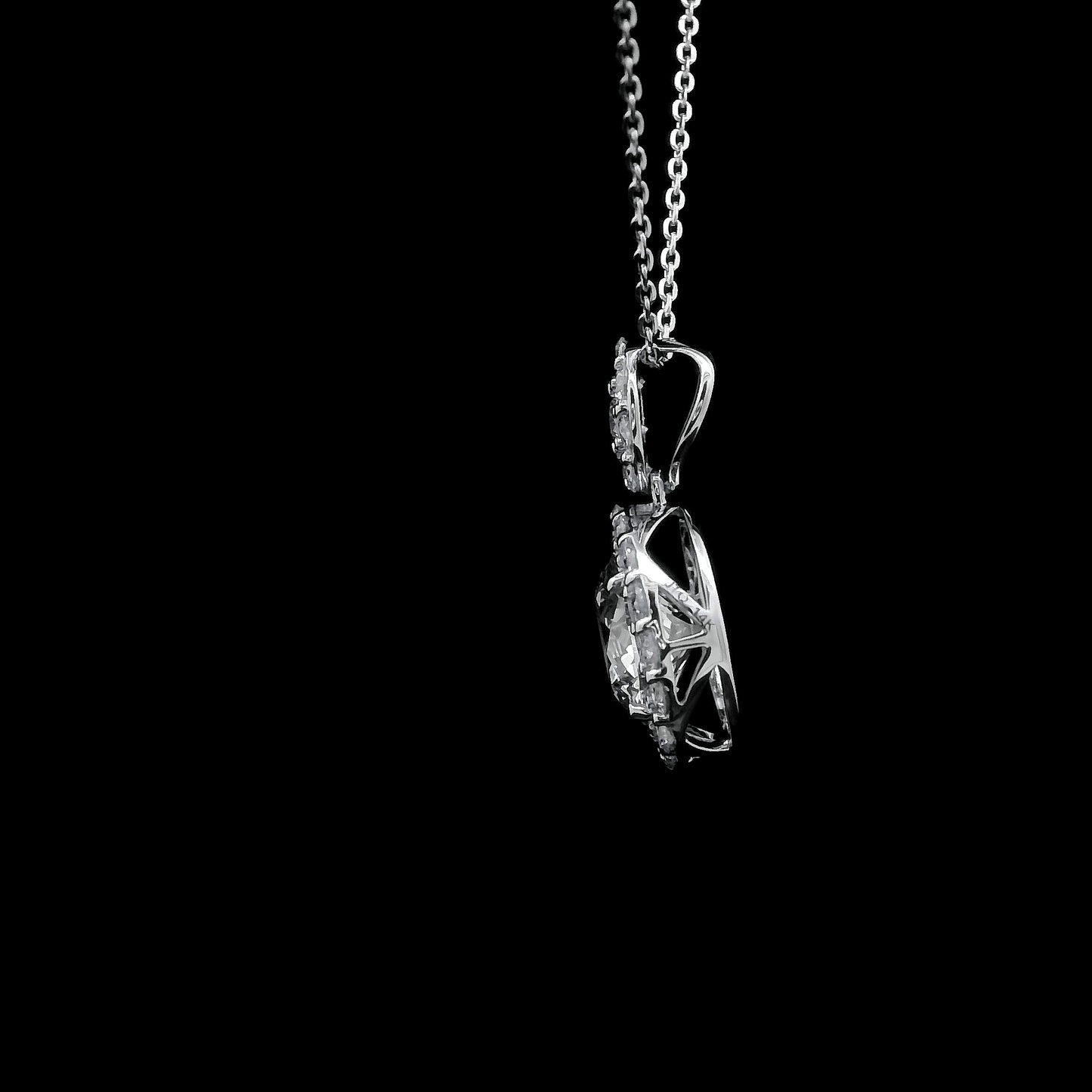 2.29 Carats Lab Grown Diamond 14K Gold Pendant
