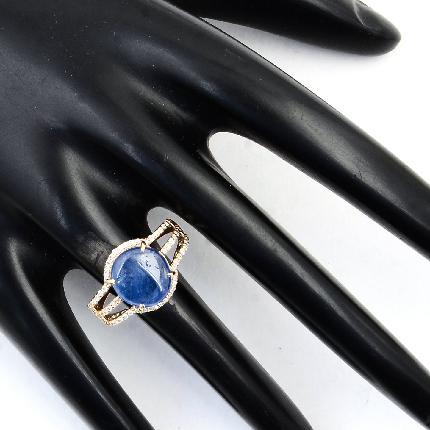 5.11 Ct Oval Cabochon Natural Corundum Sapphire 14K Gold Ring