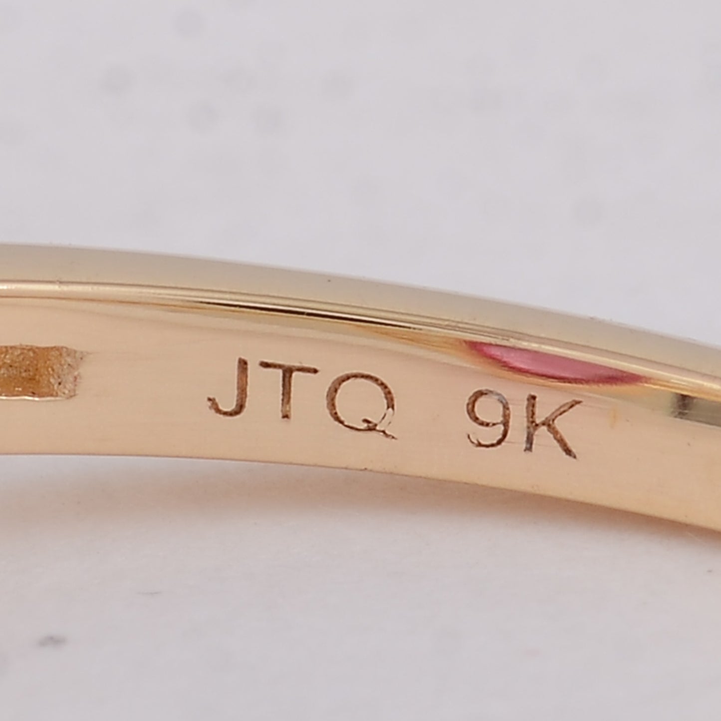 2.08 Ct Oval Tourmaline 9K Gold Ring