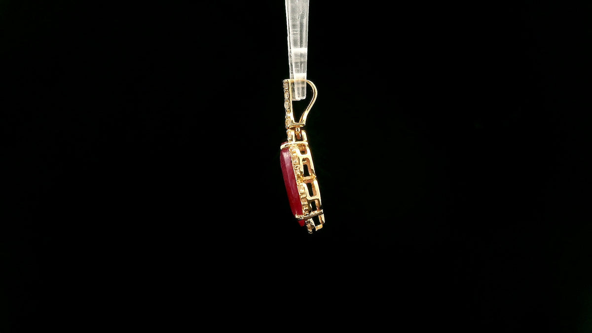 3.08 Ct Oval Ruby 14K Gold Pendant