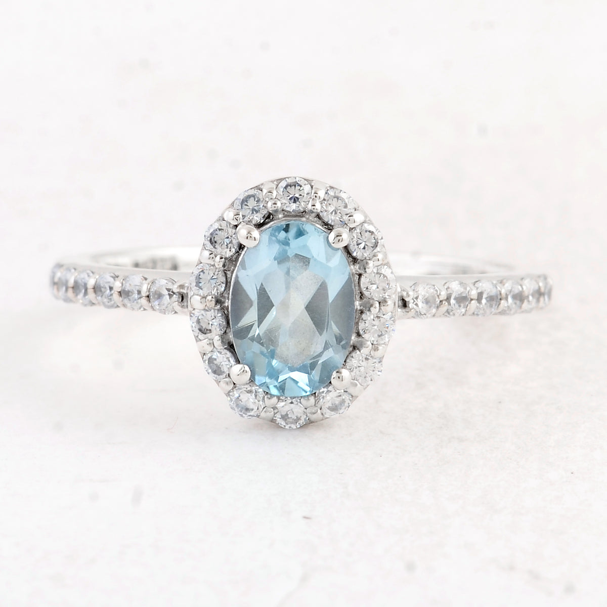 1.68 Ct Oval Swiss Blue Topaz 925 Sterling Silver Ring