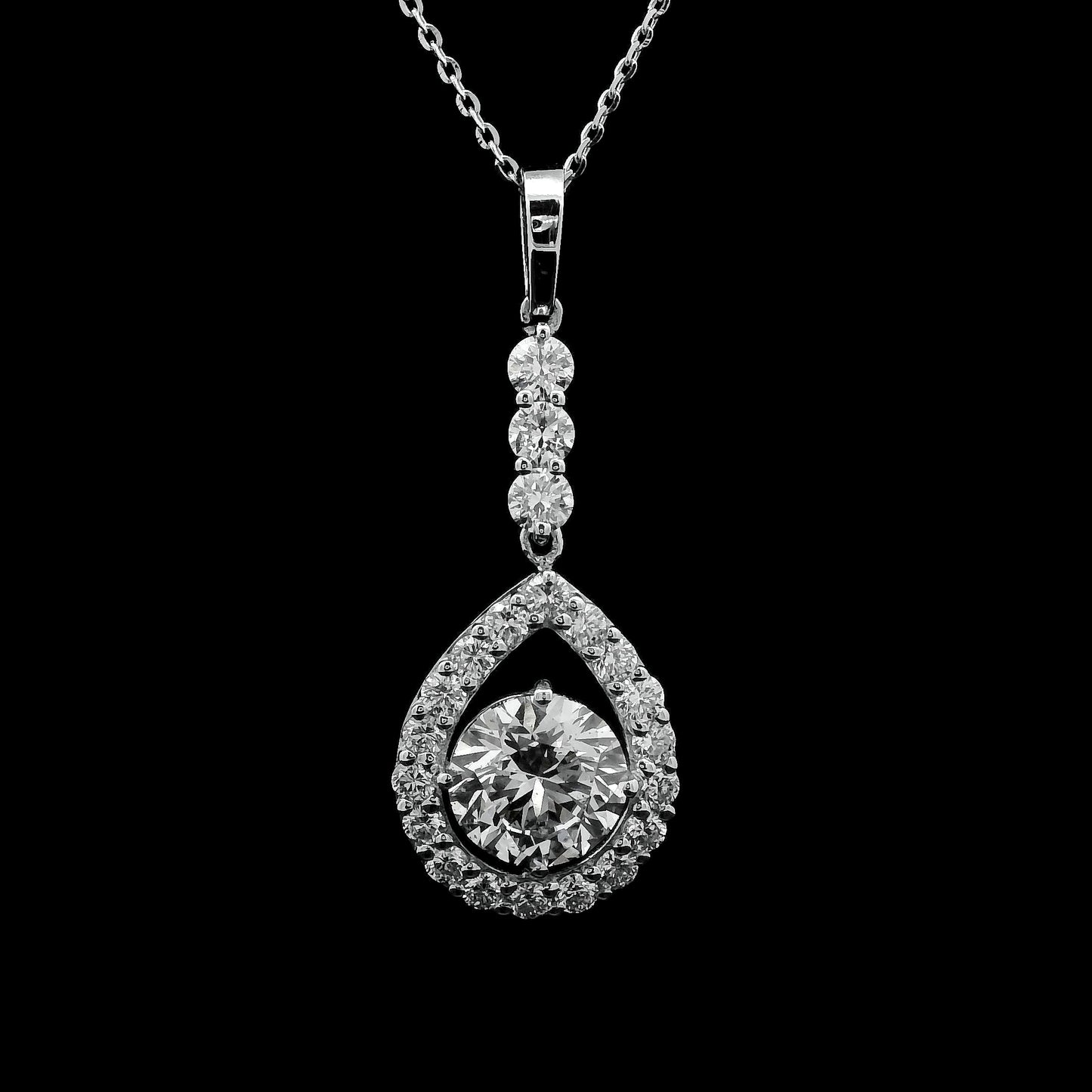 2.22 Carats Lab Grown Diamond 14K Gold Pendant