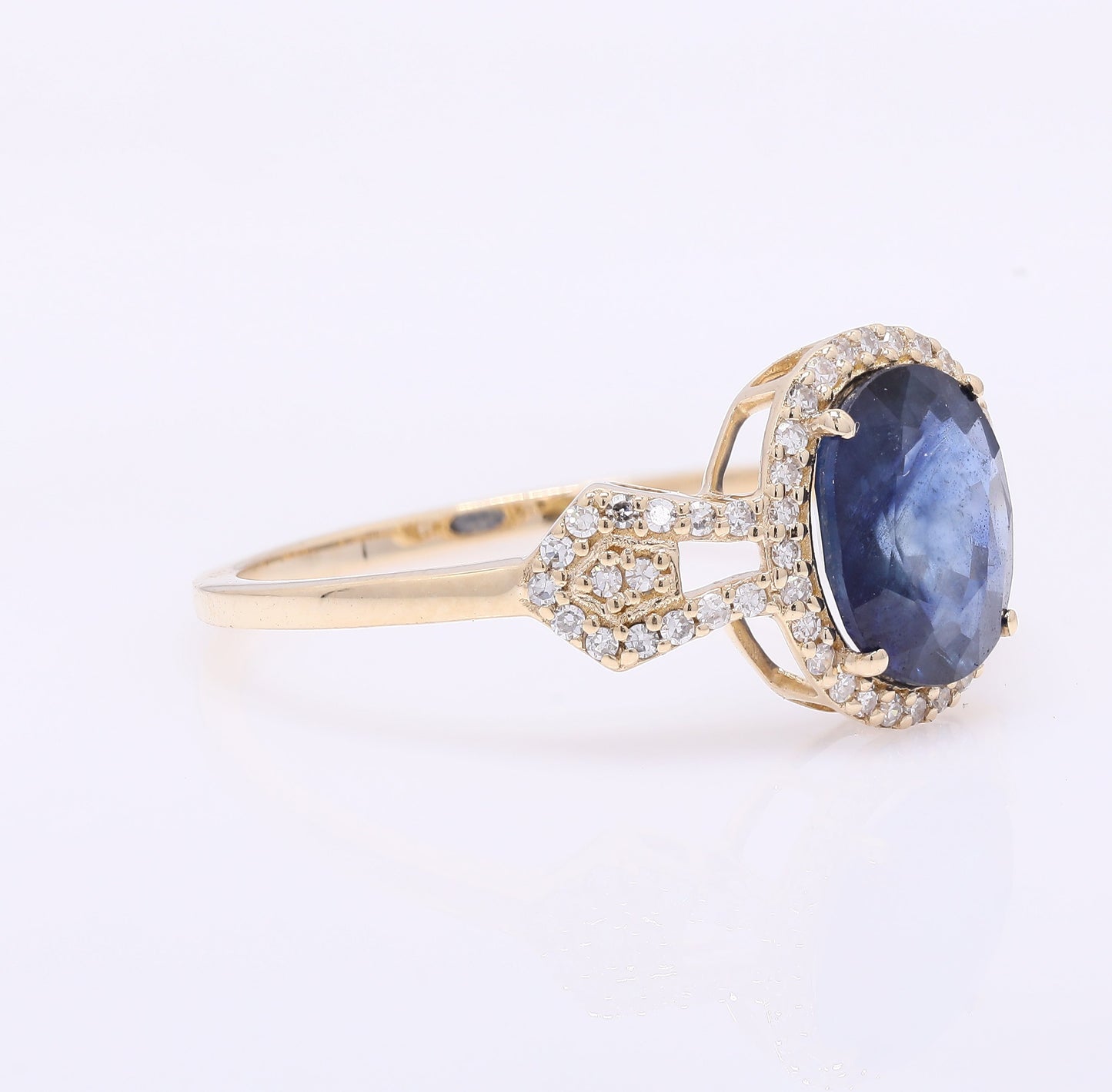 2.01 Ct Oval Mixed Cut Natural Sapphire 14K Gold Ring