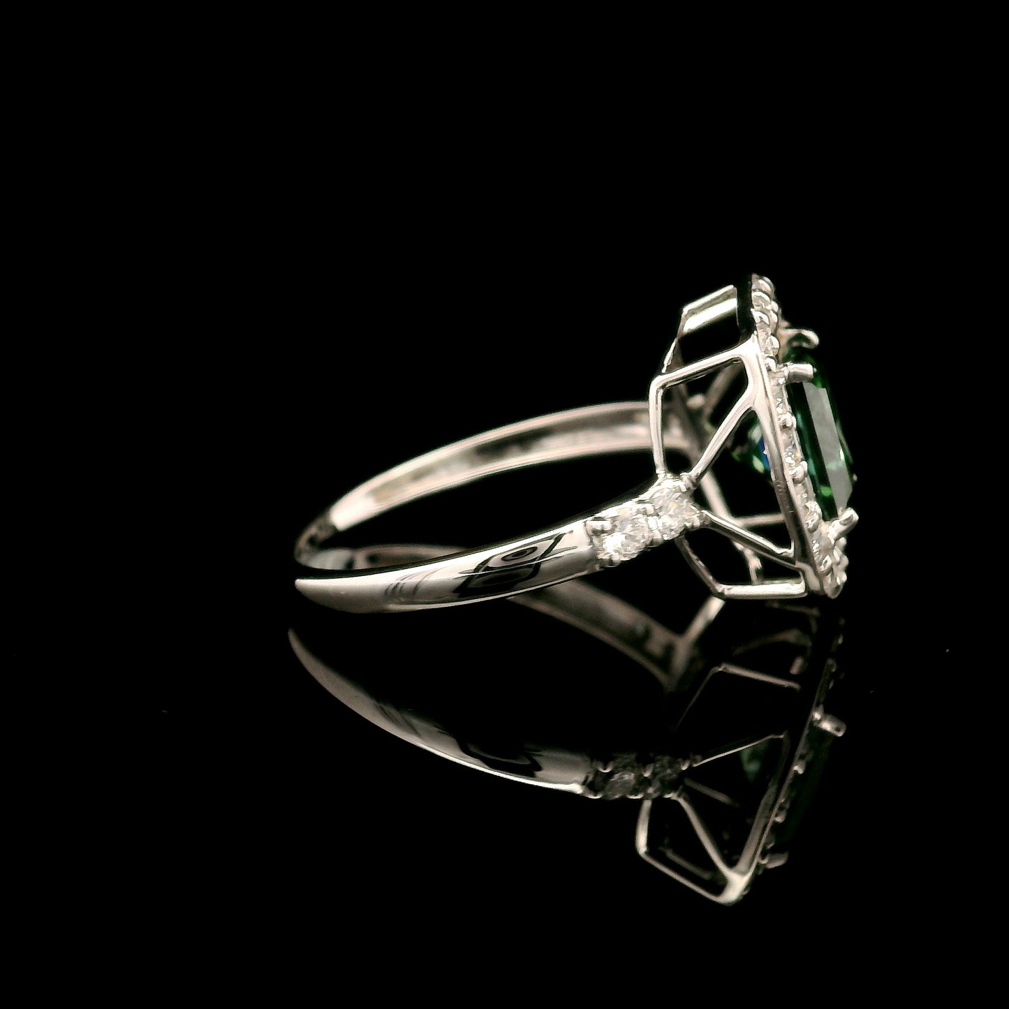 2.15 Carats Green Lab Grown Diamond 14K Gold Ring
