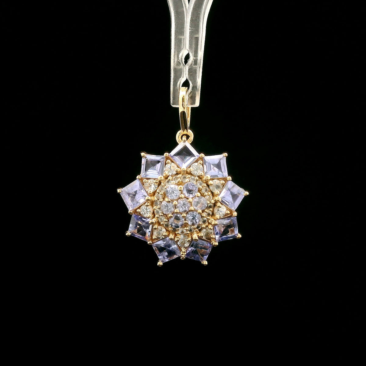 1.53 Ct Square Tanzanite 14K Gold Pendant