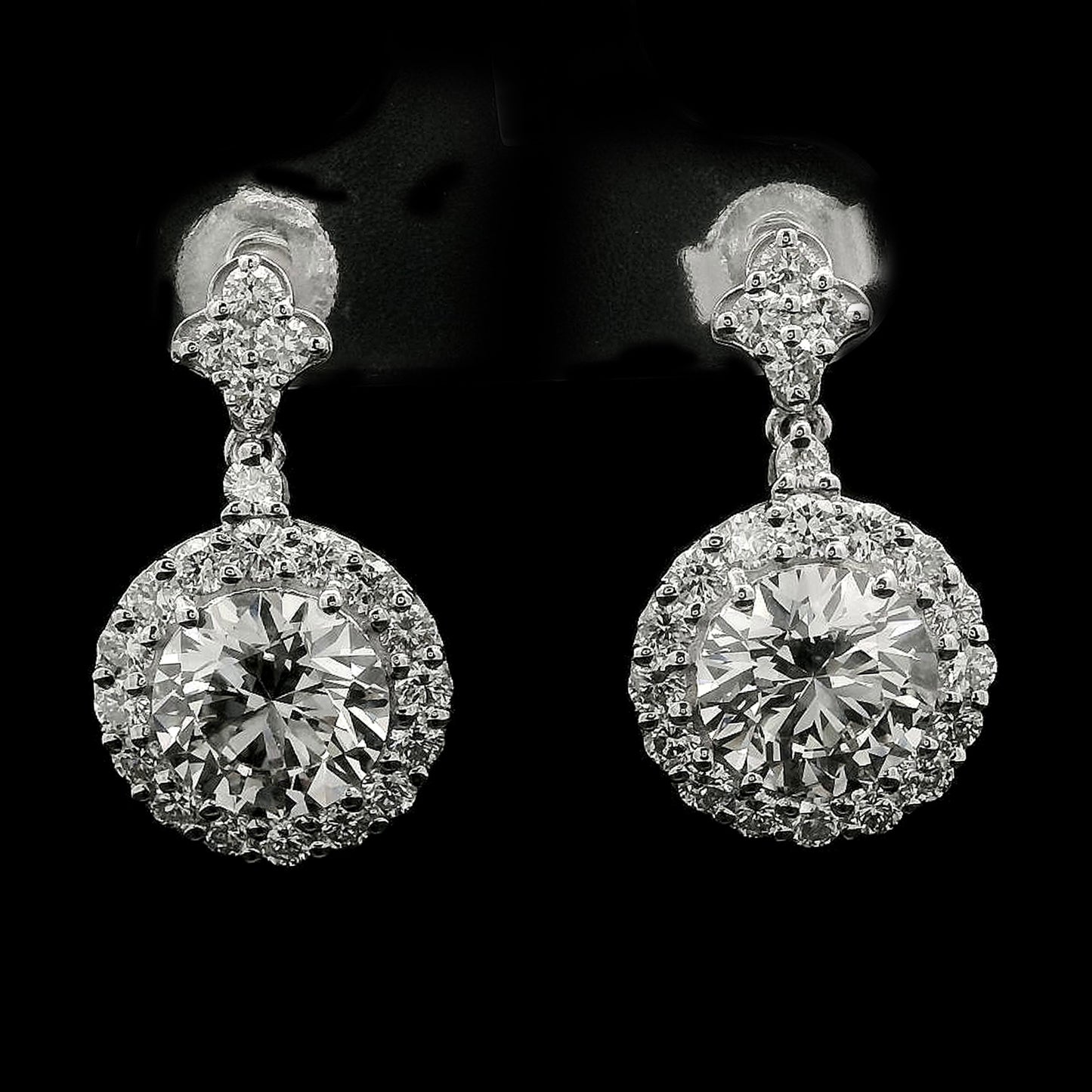 4.52 Carats Lab Grown Diamond 14K Gold Earrings