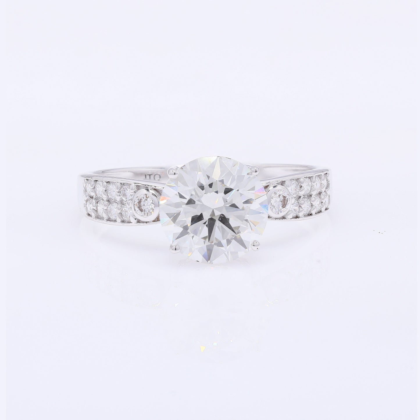 2.27 Carats Lab Grown Diamond 14K Gold Ring