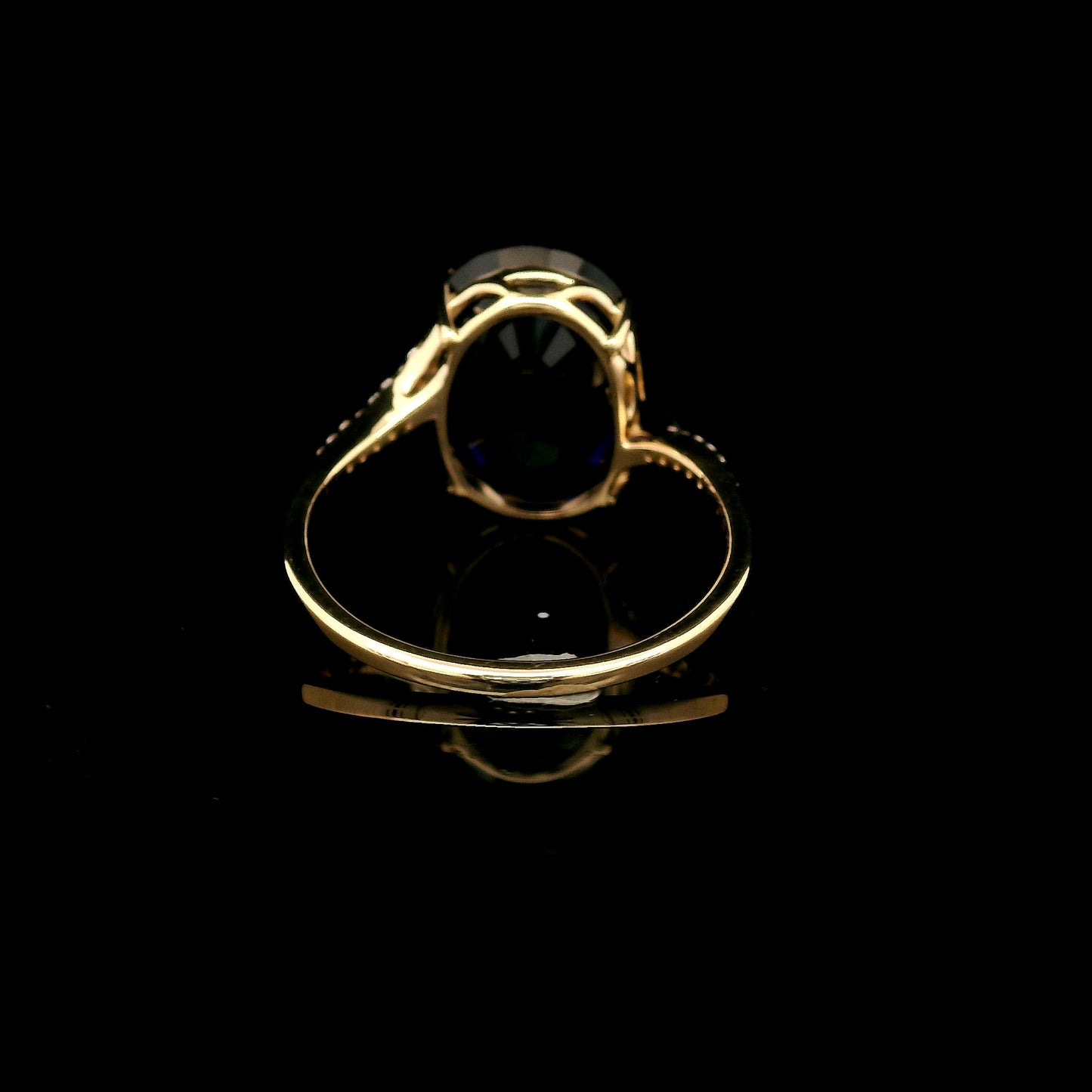 7.45 Ct Oval Lab Grown Blue Sapphire 14K Gold Ring