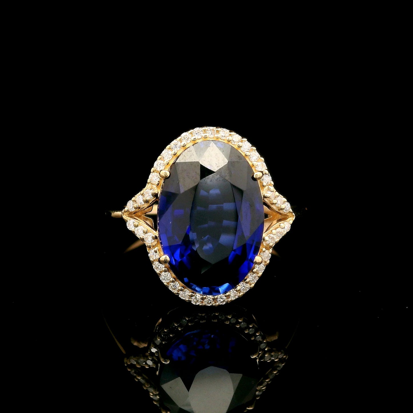 5.20 Ct Oval Mixed Cut Lab Grown Sapphire 14K Gold Ring