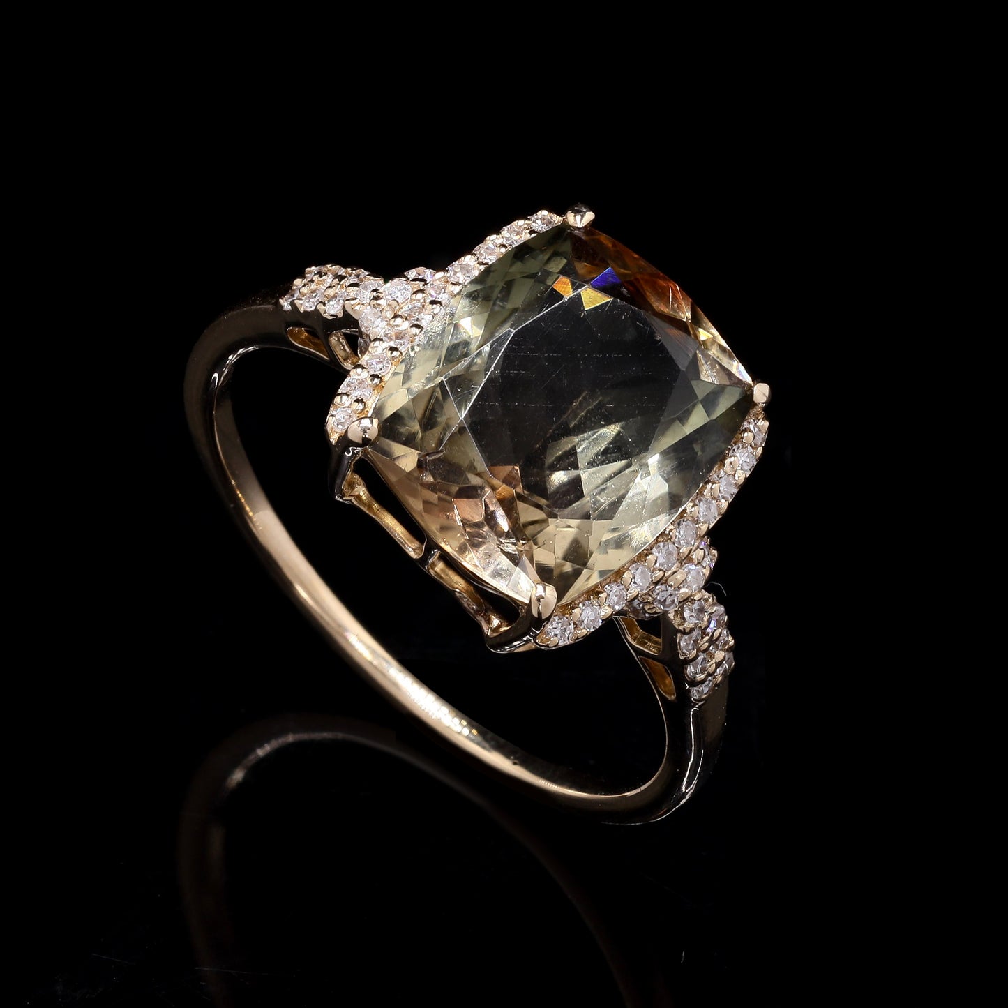 3.19 Ct Cushion Mixed Cut Natural Sunstone 14K Gold Ring