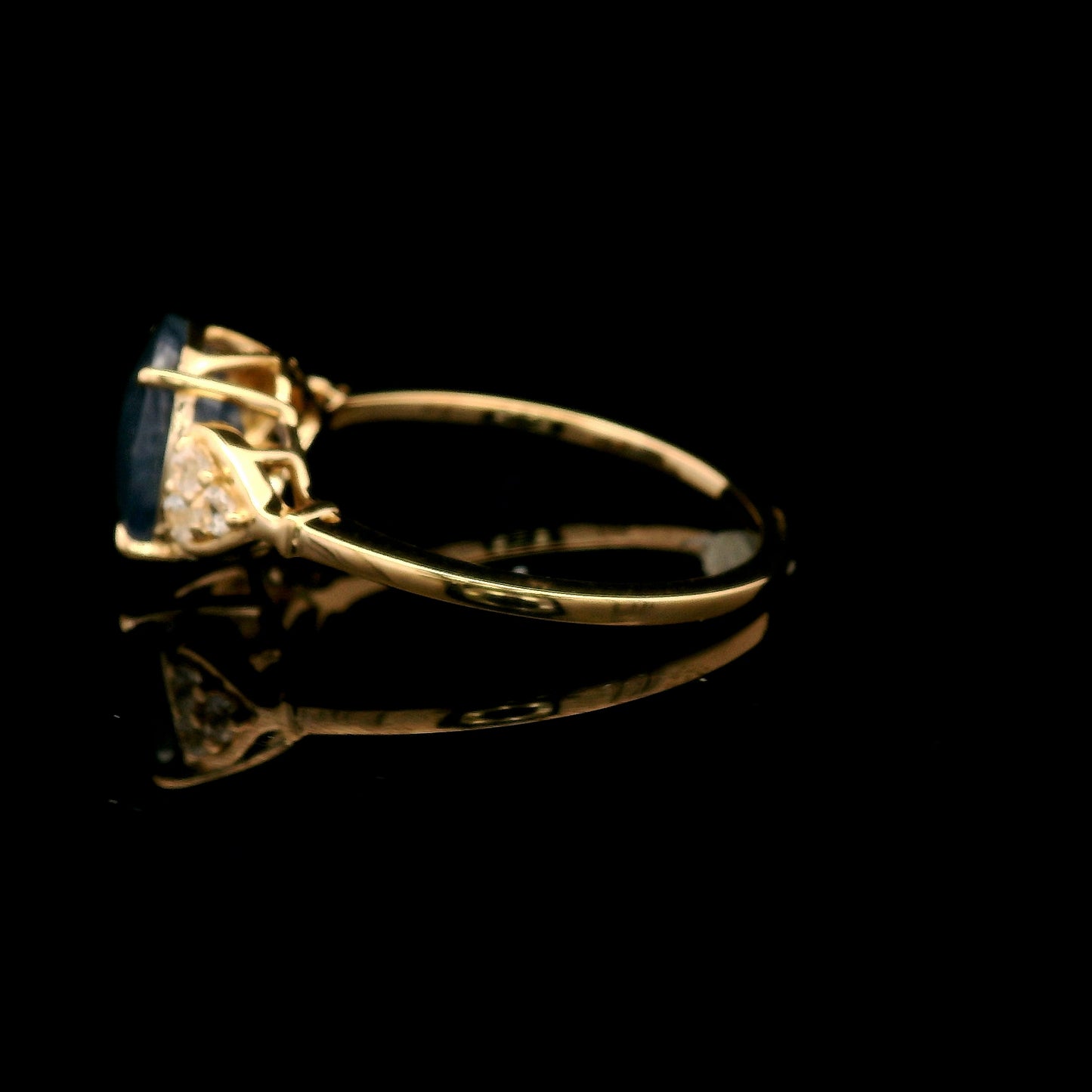 3.01 Ct Oval Mixed Cut Natural Corundum Sapphire 14K Gold Ring