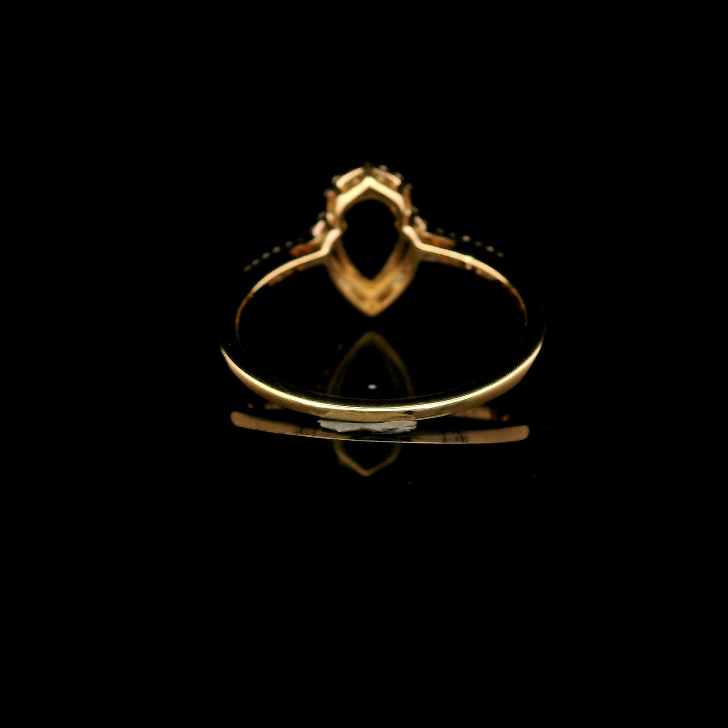 0.89 Ct Pear Mixed Cut Lab Grown Sapphire 14K Gold Ring