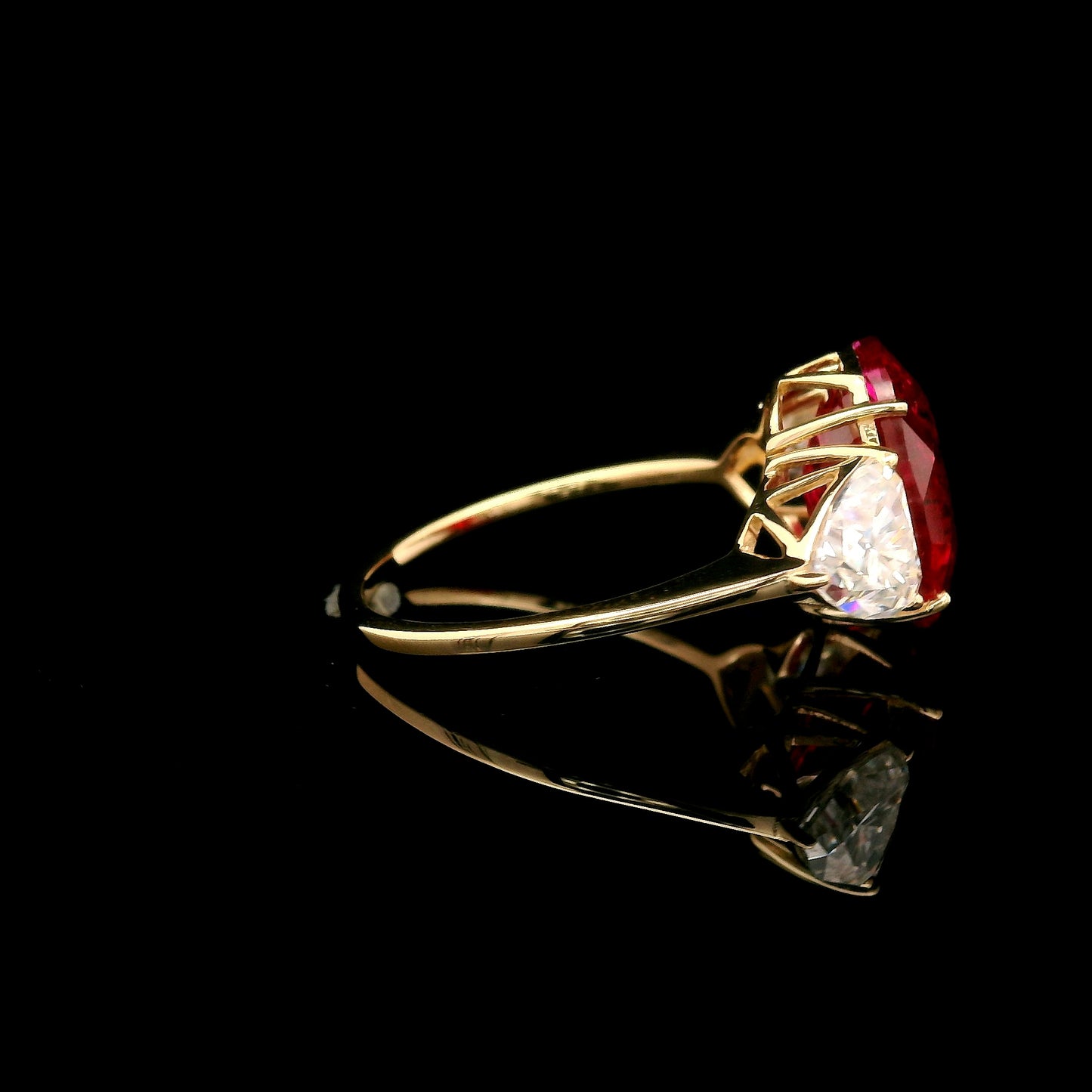 7.14 Ct Oval Mixed Cut Lab Grown Ruby 14K Gold Ring