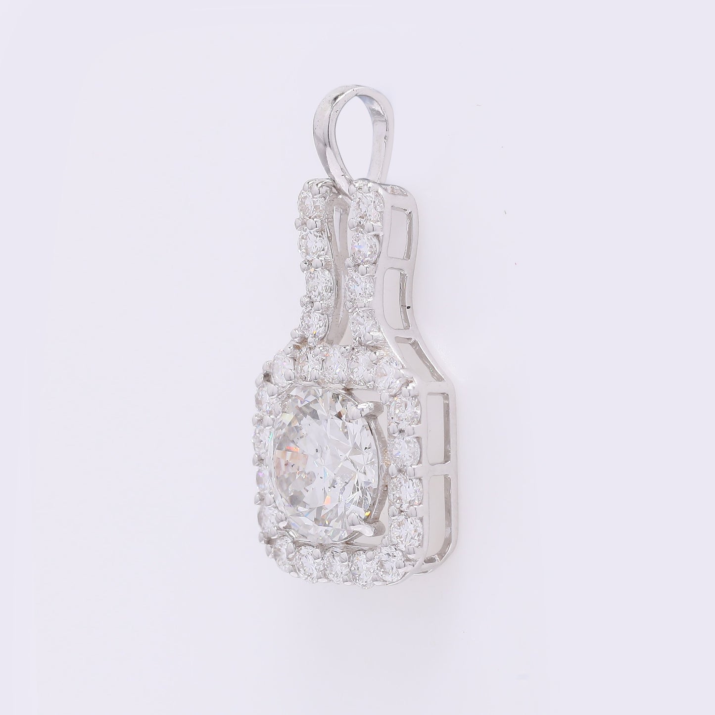 2.34 Carats Lab Grown Diamond 14K Gold Pendant