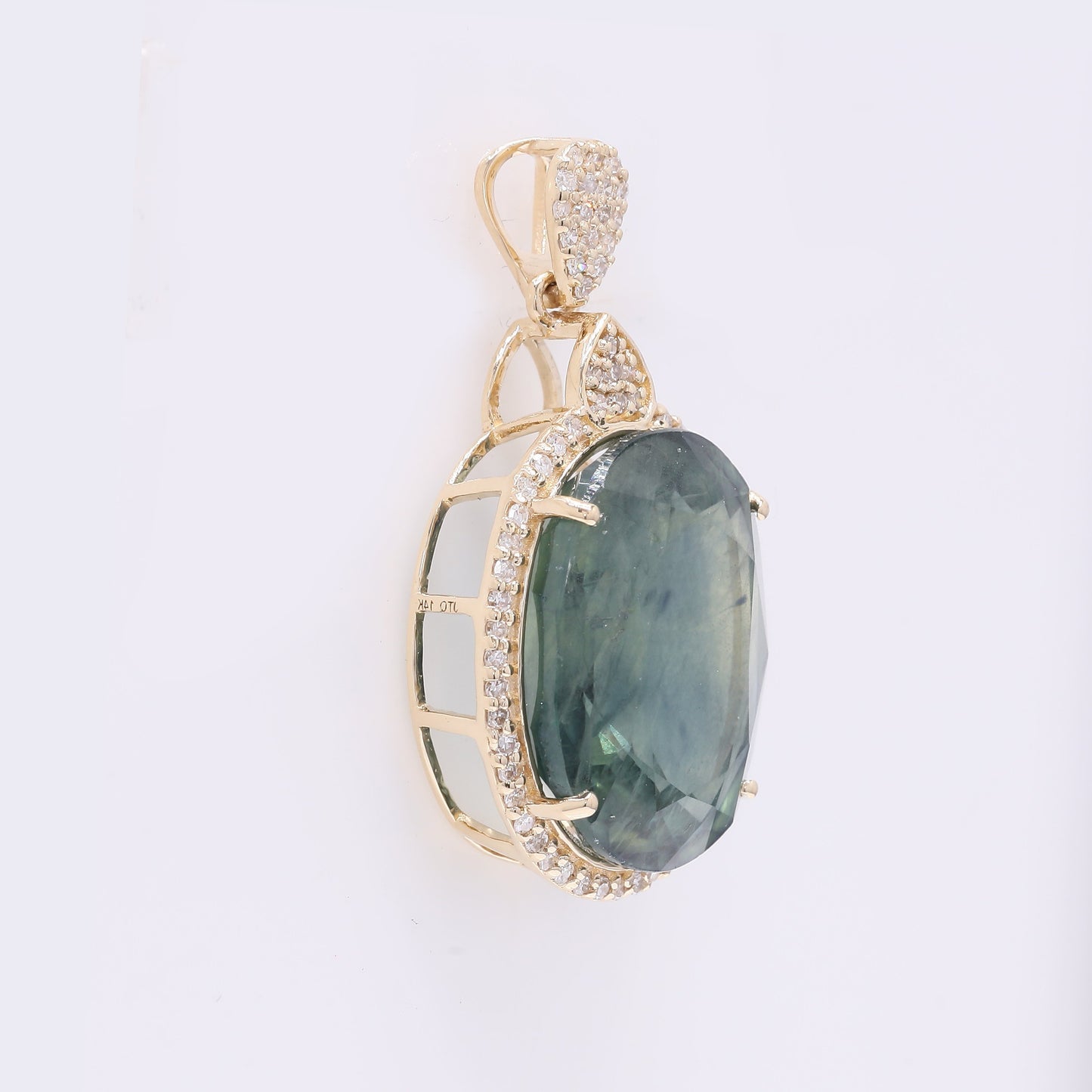 12.36 Ct Oval Mixed Cut Natural Sapphire 14K Gold Pendant