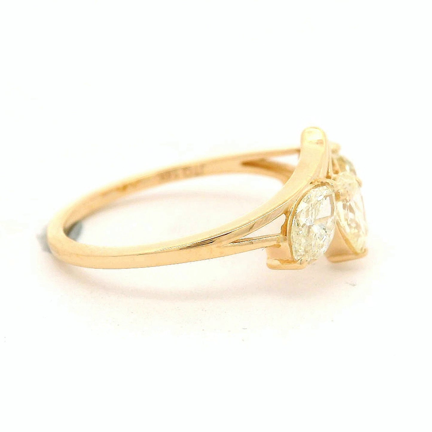 1.24 Ct Pear Diamond 14K Gold Ring