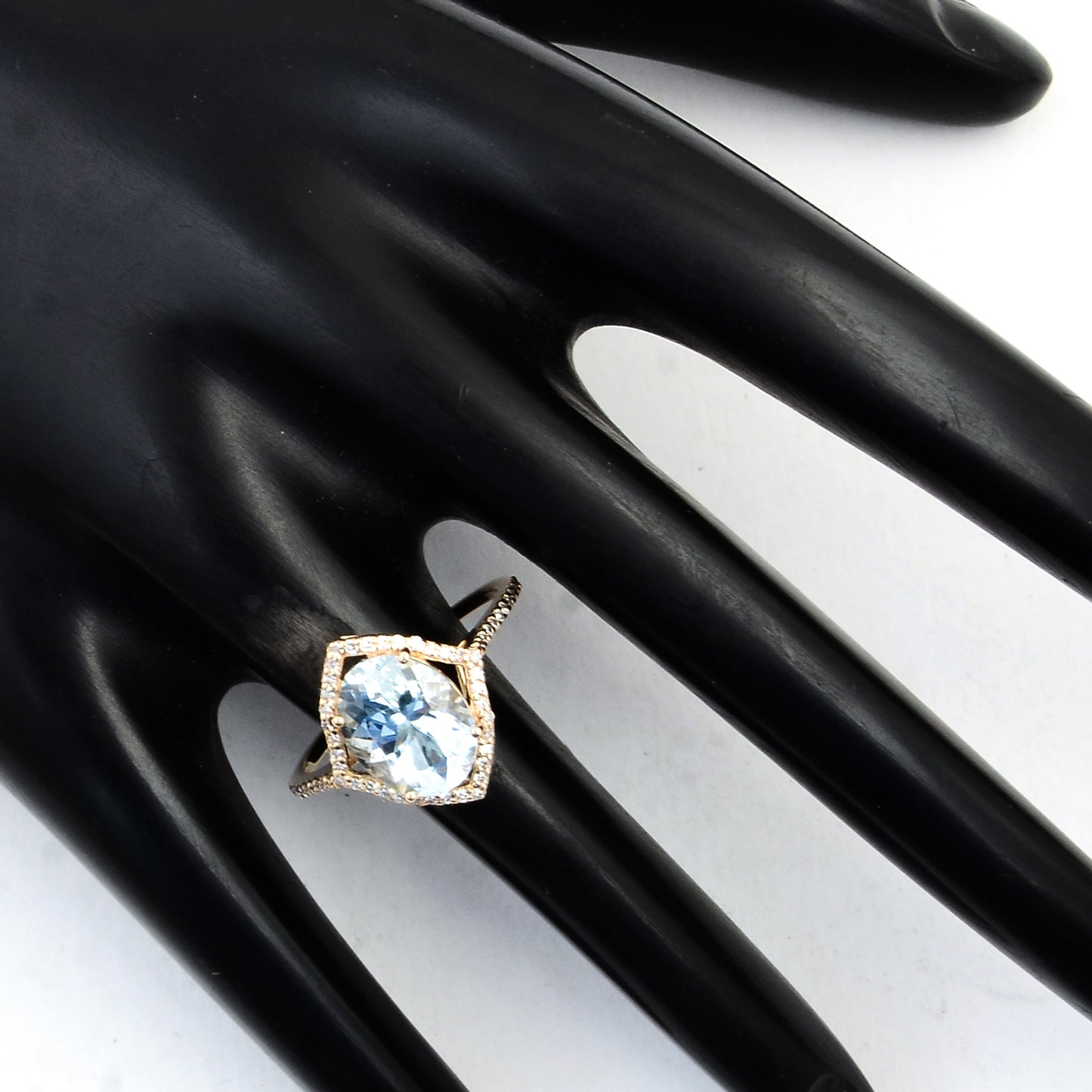 2.35 Ct Oval Mixed Cut Natural Beryl Aquamarine 14K Gold Ring