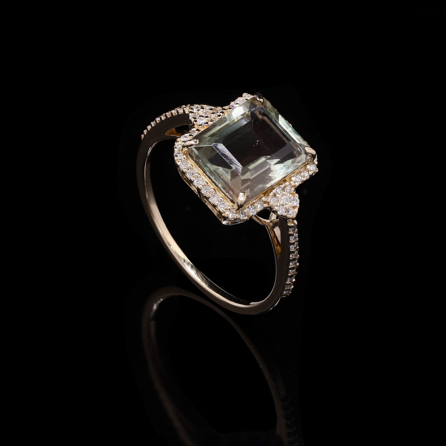 2.84 Ct Emerald Cut Natural Plagioclase Feldspar Sunstone 14K Gold Ring