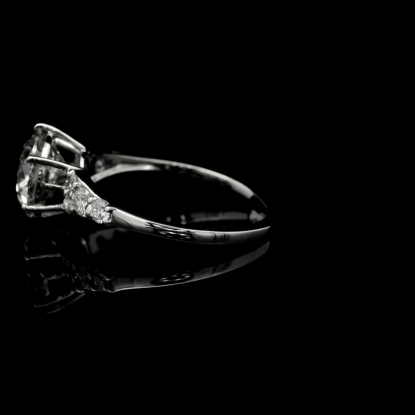 2.38 Carats Lab Grown Diamond 14K Gold Ring