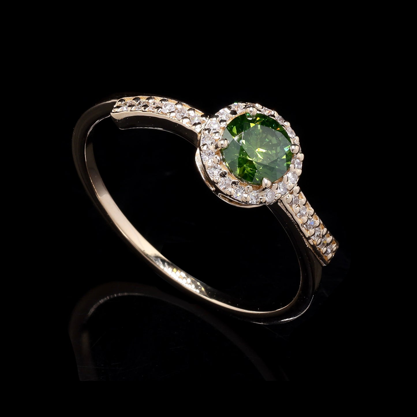 0.56 Ct Round Green Diamond 14K Gold Ring