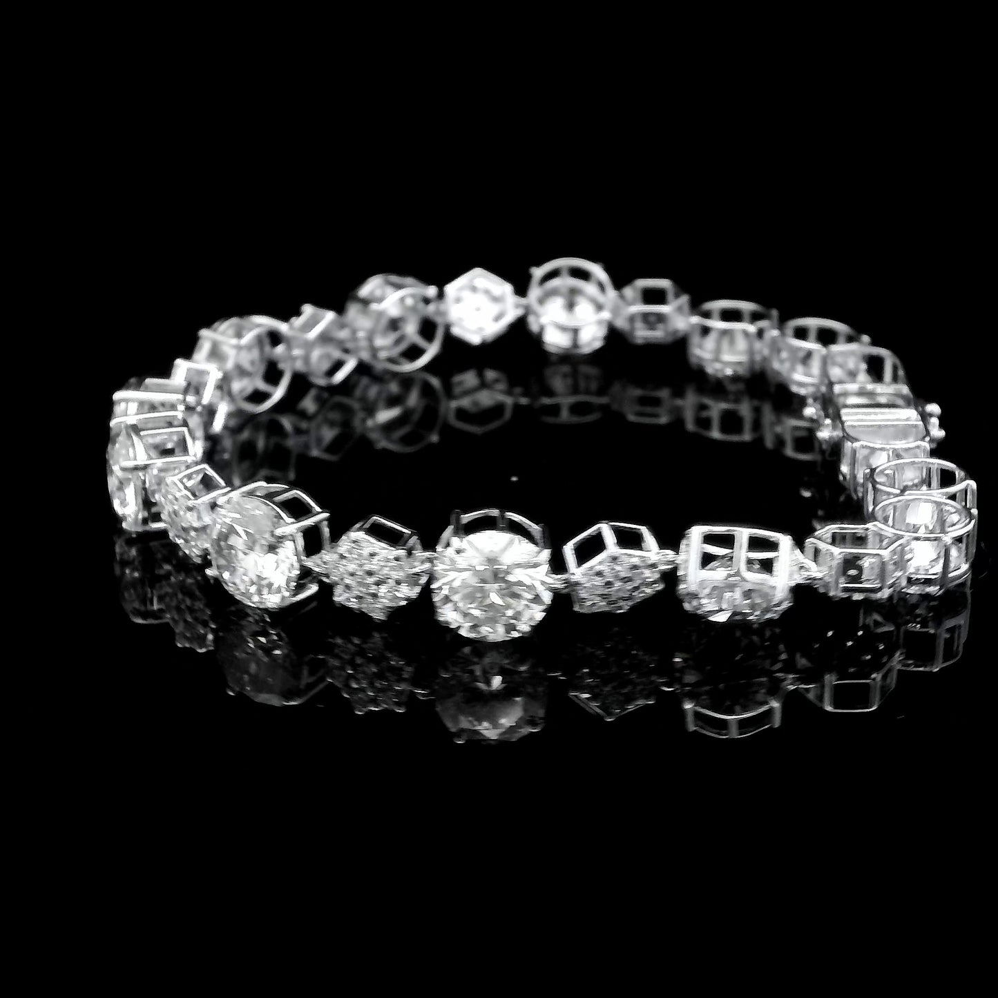 20.69 Ct Round Lab Grown Diamond 14K Gold Bracelet
