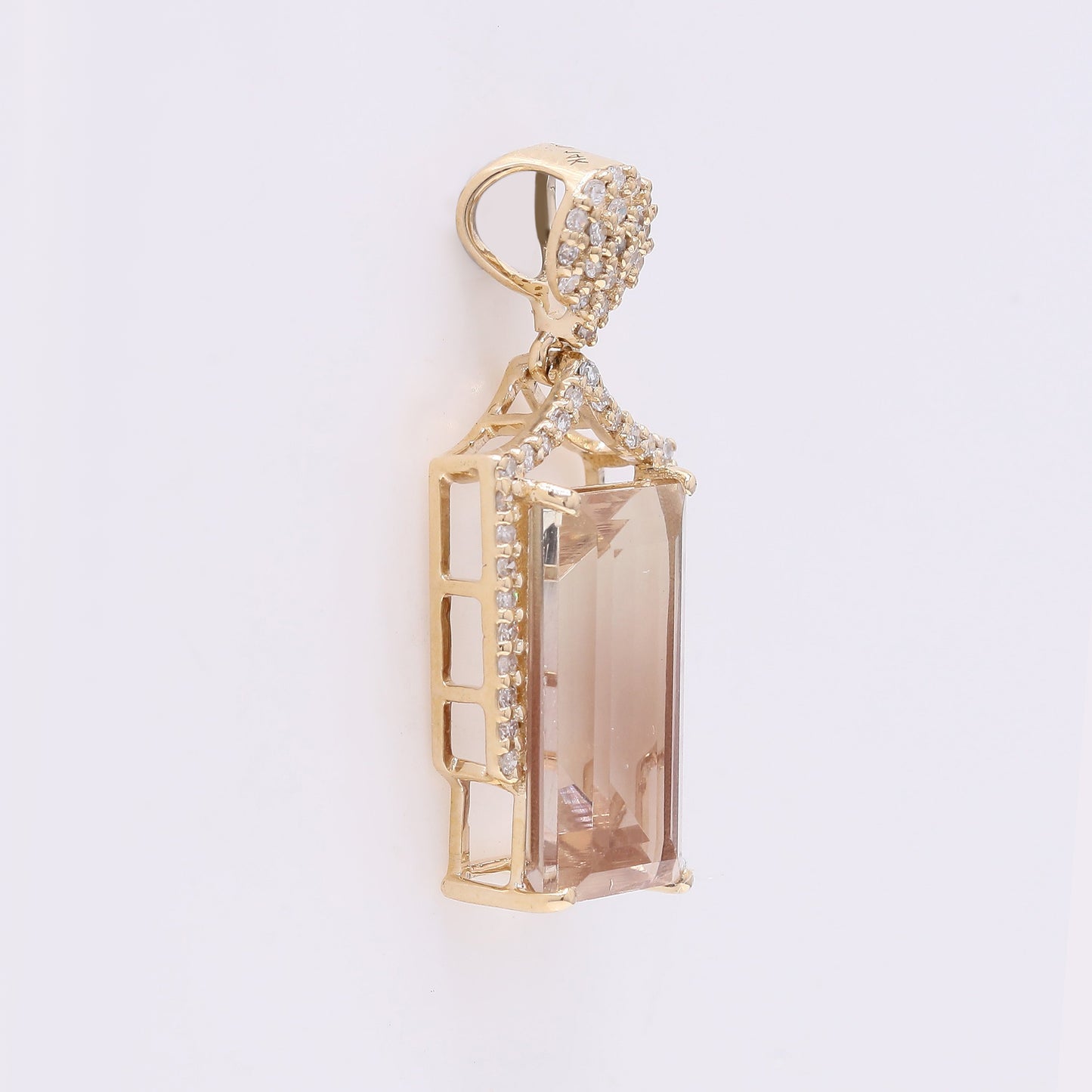 3.62 Ct Rectangle Mixed Cut Natural Sunstone 14K Gold Pendant