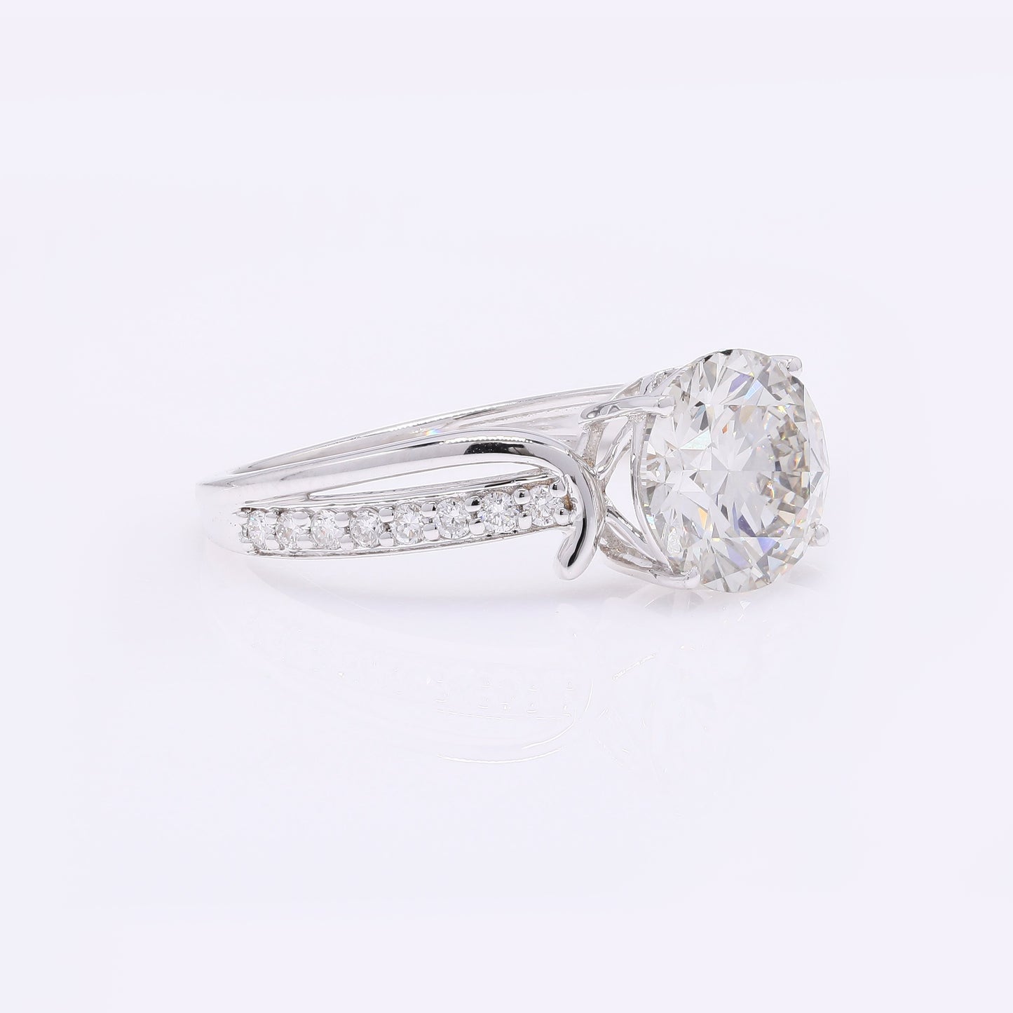 2.30 Carats Lab Grown Diamond 14K Gold Ring