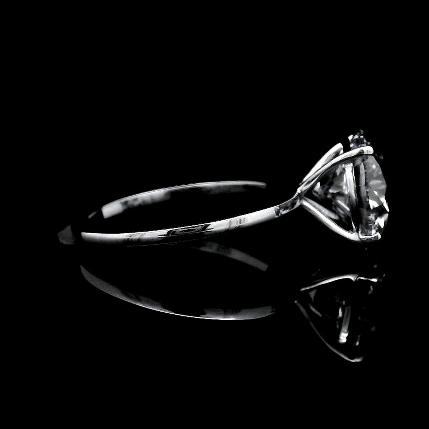 4.09 Carats Lab Grown Diamond 14K Gold Ring