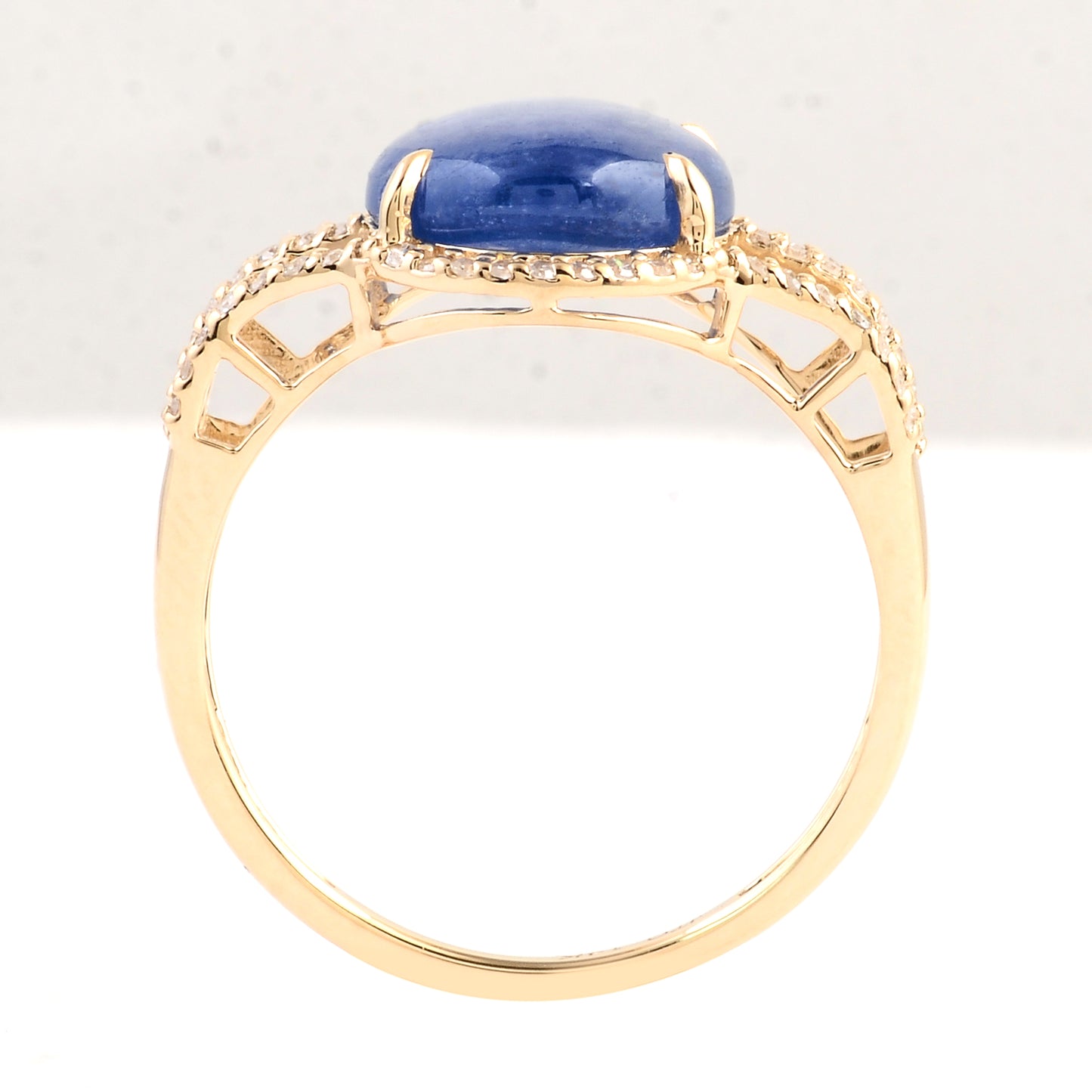 5.11 Ct Oval Cabochon Natural Corundum Sapphire 14K Gold Ring